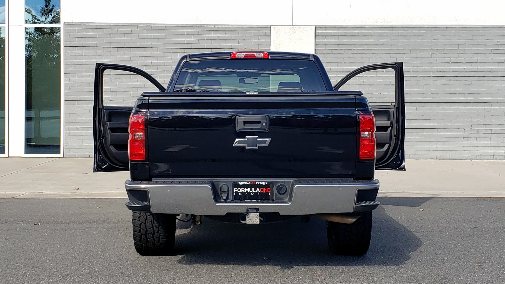 Used 2014 Chevrolet SILVERADO 1500 LT CREWCAB Z71 2LT / 5.3L V8 / AUTO / CONV PKG / TOW / REARVIEW for sale Sold at Formula Imports in Charlotte NC 28227 29