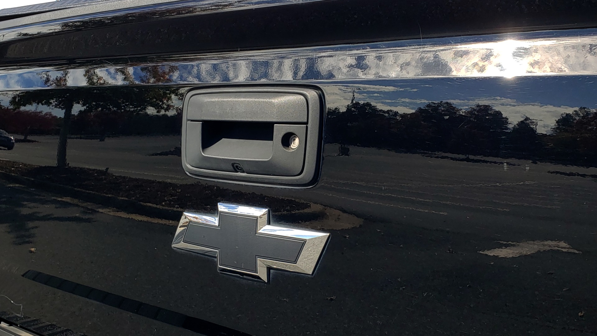 Used 2014 Chevrolet SILVERADO 1500 LT CREWCAB Z71 2LT / 5.3L V8 / AUTO / CONV PKG / TOW / REARVIEW for sale Sold at Formula Imports in Charlotte NC 28227 33