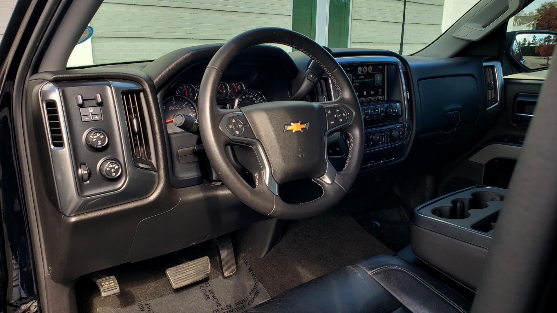 Used 2014 Chevrolet SILVERADO 1500 LT CREWCAB Z71 2LT / 5.3L V8 / AUTO / CONV PKG / TOW / REARVIEW for sale Sold at Formula Imports in Charlotte NC 28227 39