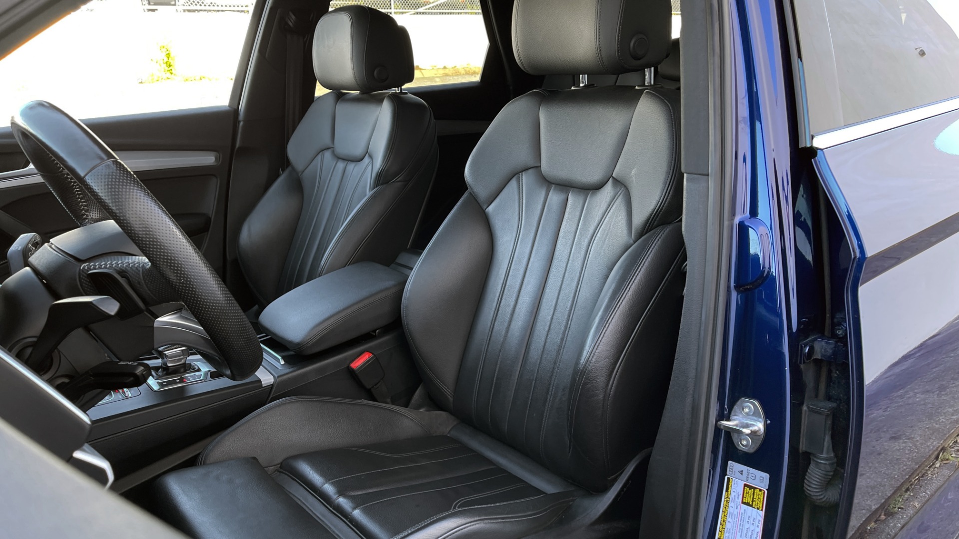 Used 2018 Audi Q5 2.0 TECH PRESTIGE / AWD / PANO-ROOF / B&O SOUND / REARVIEW for sale $34,795 at Formula Imports in Charlotte NC 28227 29