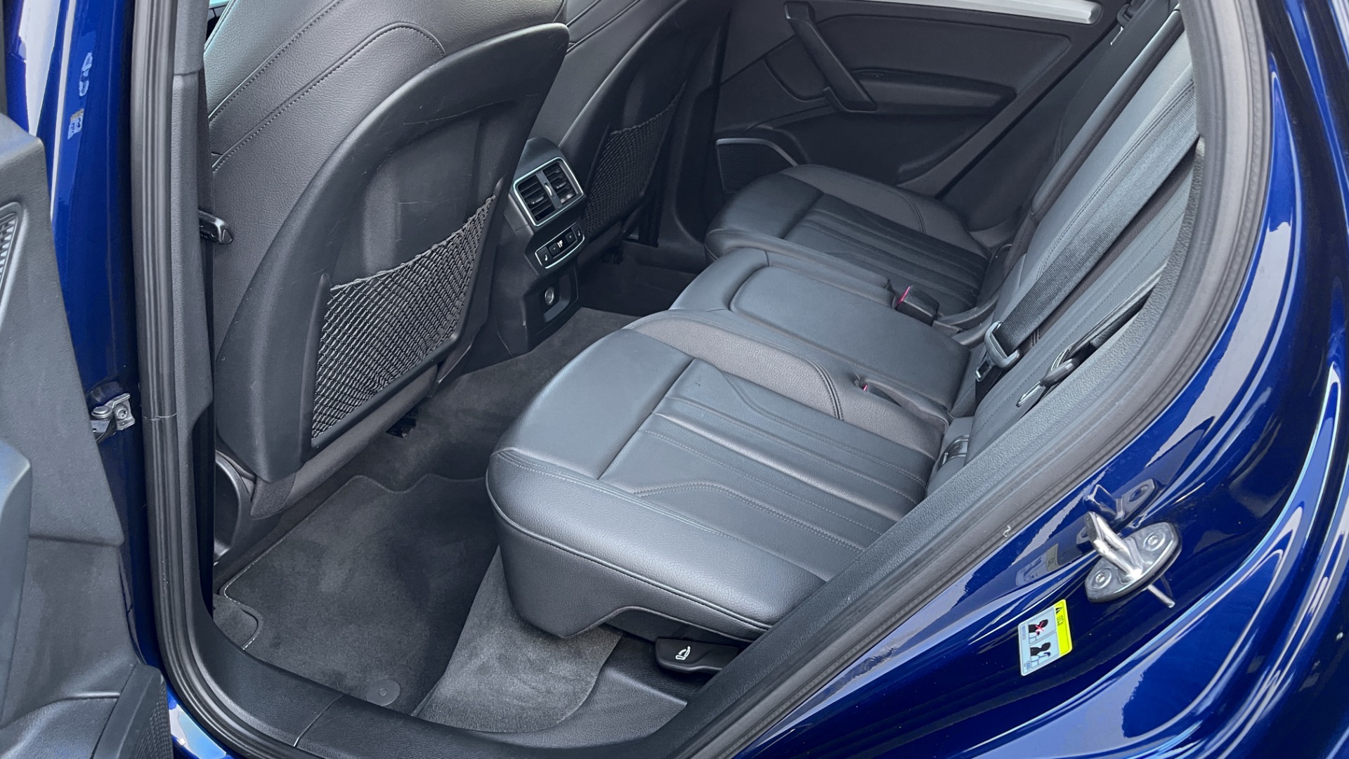 Used 2018 Audi Q5 2.0 TECH PRESTIGE / AWD / PANO-ROOF / B&O SOUND / REARVIEW for sale $34,795 at Formula Imports in Charlotte NC 28227 50