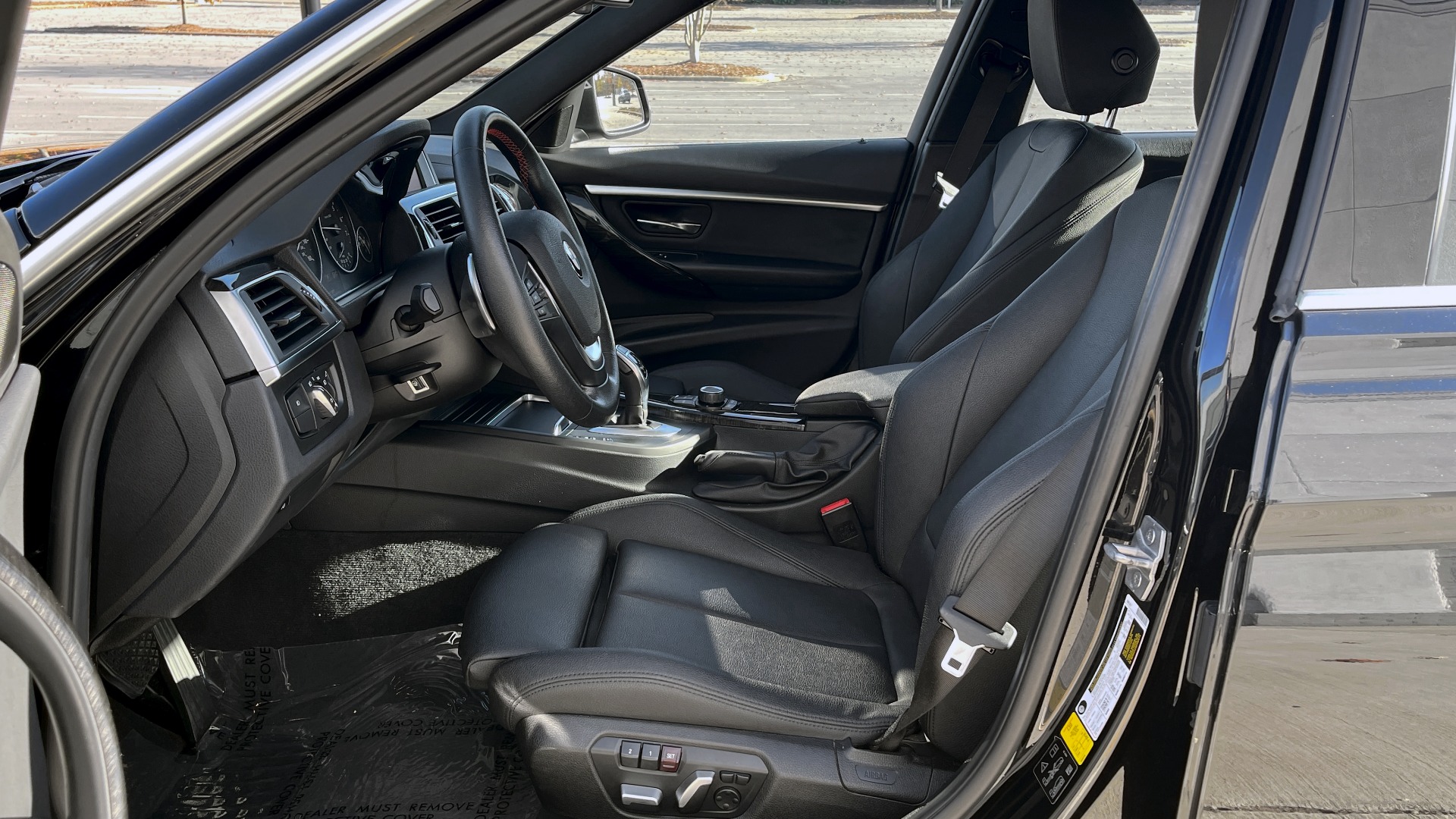 Used 2018 BMW 3 SERIES 330I XDRIVE / CONV PKG / SUNROOF / ABSD / HTD STS / REARVIEW for sale $30,295 at Formula Imports in Charlotte NC 28227 25