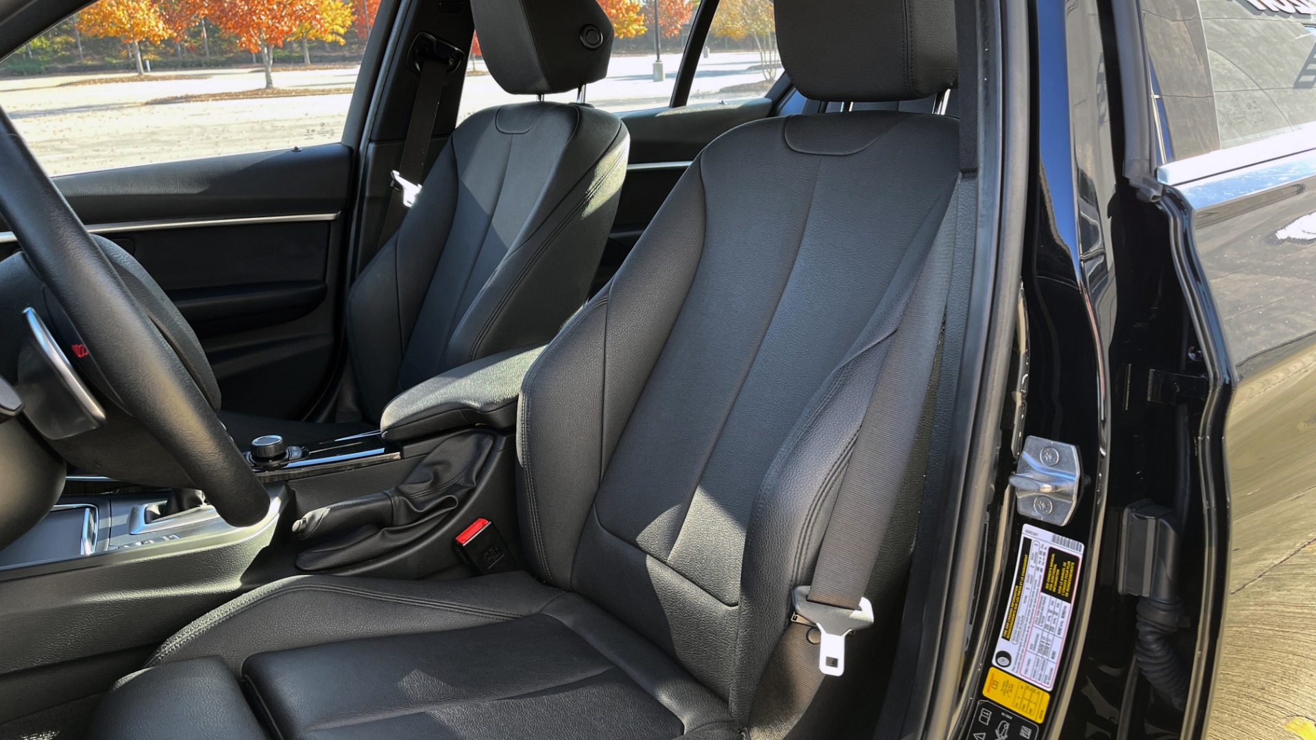 Used 2018 BMW 3 SERIES 330I XDRIVE / CONV PKG / SUNROOF / ABSD / HTD STS / REARVIEW for sale $30,295 at Formula Imports in Charlotte NC 28227 26