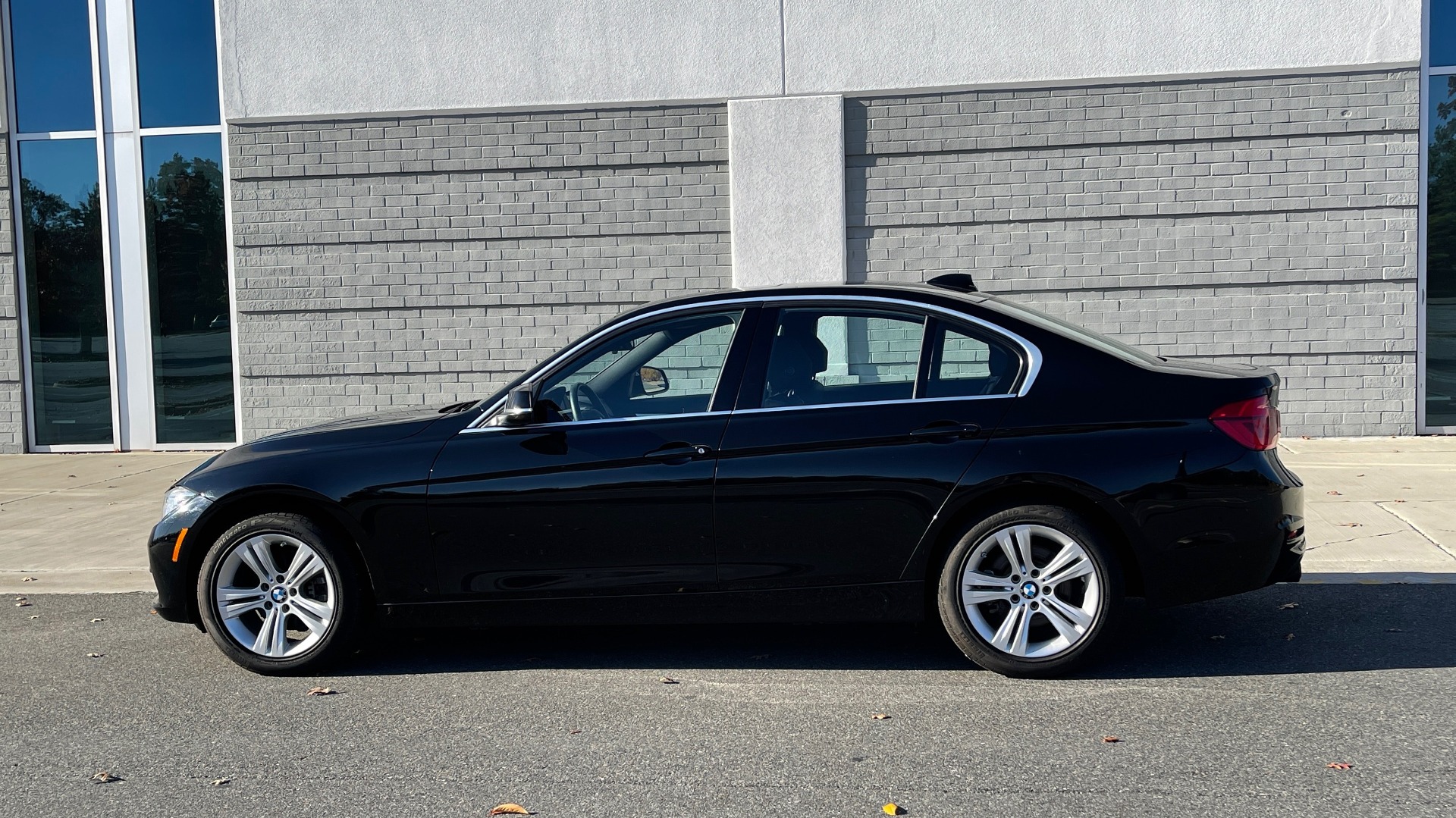 Used 2018 BMW 3 SERIES 330I XDRIVE / CONV PKG / SUNROOF / ABSD / HTD STS / REARVIEW for sale $30,295 at Formula Imports in Charlotte NC 28227 3