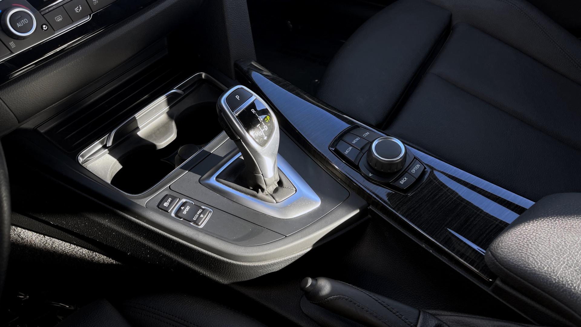 Used 2018 BMW 3 SERIES 330I XDRIVE / CONV PKG / SUNROOF / ABSD / HTD STS / REARVIEW for sale $30,295 at Formula Imports in Charlotte NC 28227 37