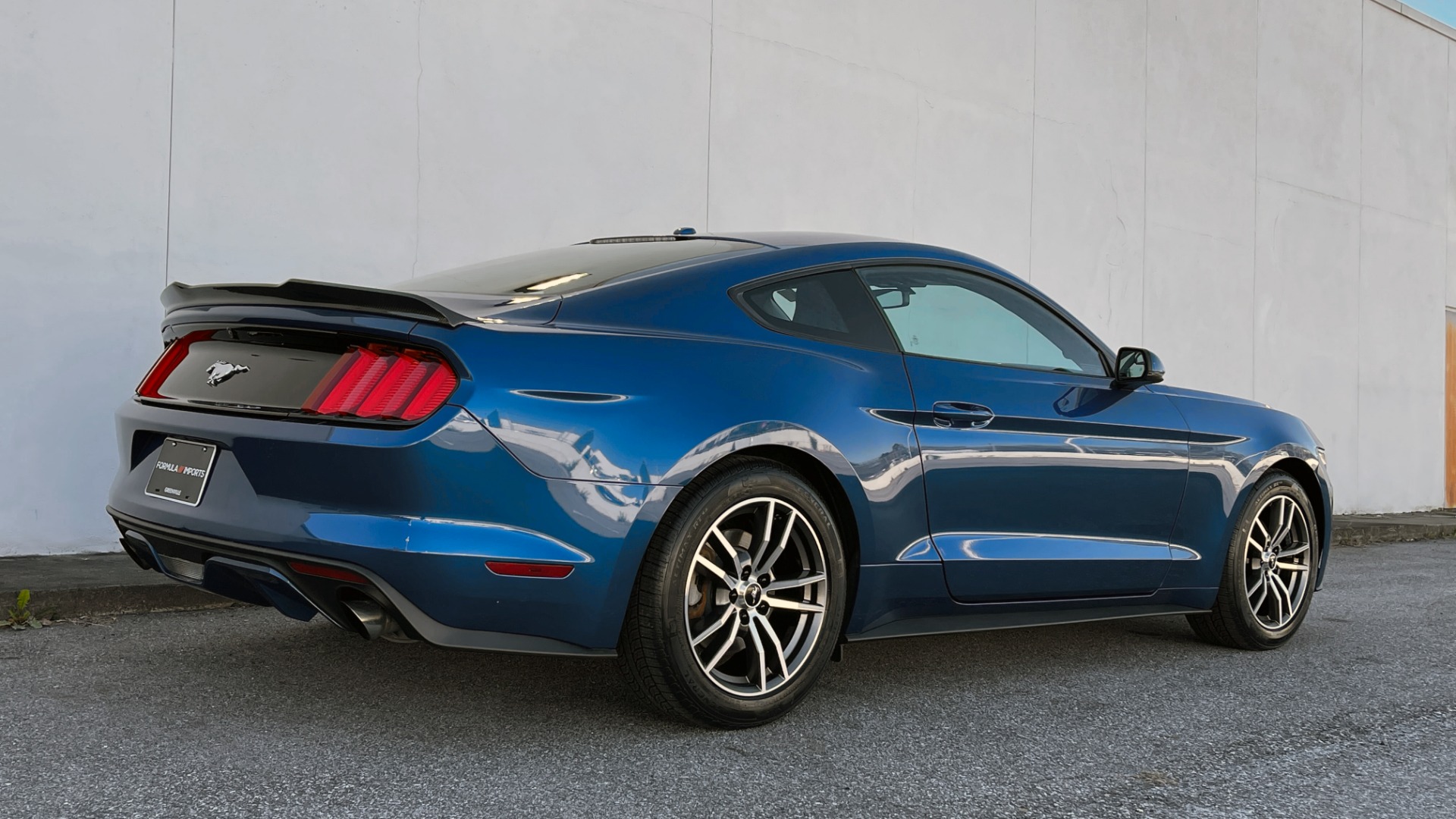 Used 2017 Ford MUSTANG ECOBOOST 2.3L PREMIUM / 6-SPD MANUAL / SYNC3 / REARVIEW for sale Sold at Formula Imports in Charlotte NC 28227 7