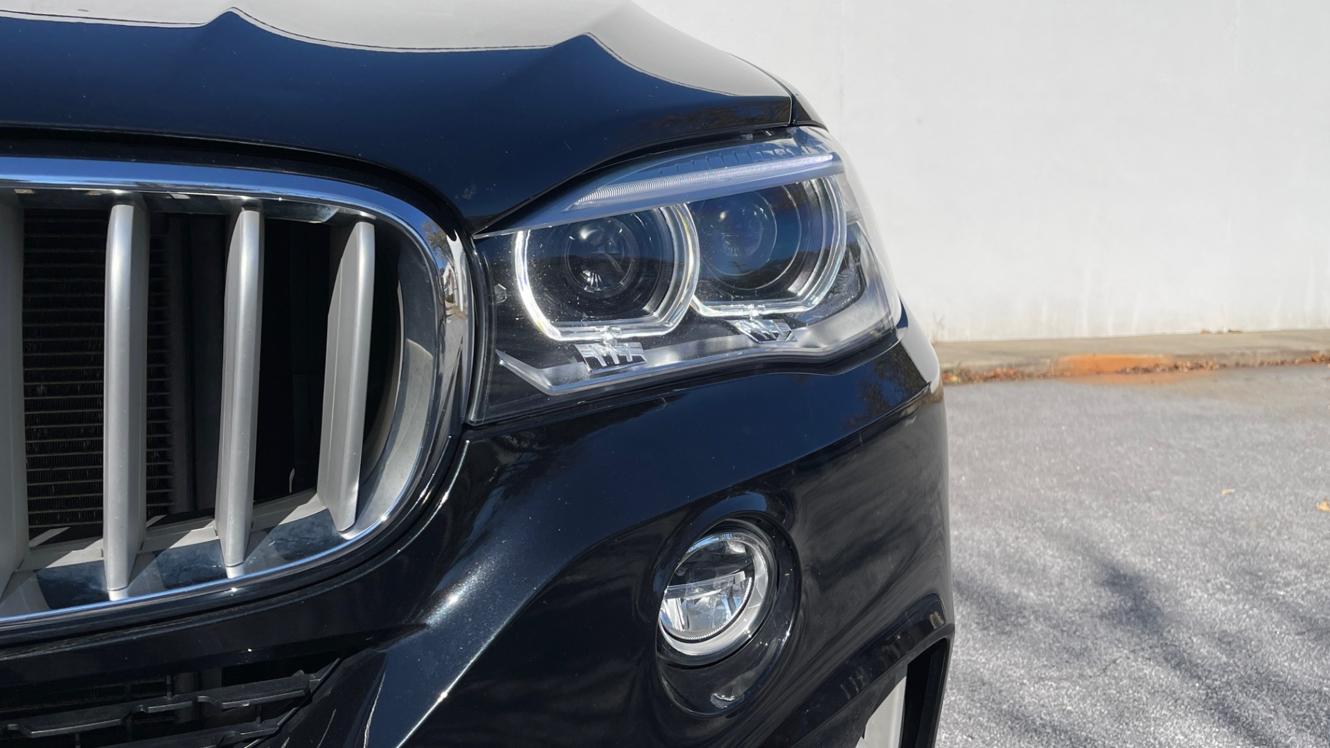 Used 2018 BMW X5 XDRIVE35I PREMIUM / DRVR ASST / HUD / ABSD / NAV / REARVIEW for sale $43,795 at Formula Imports in Charlotte NC 28227 13