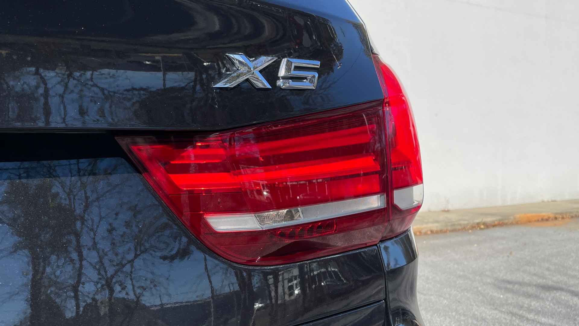 Used 2018 BMW X5 XDRIVE35I PREMIUM / DRVR ASST / HUD / ABSD / NAV / REARVIEW for sale $43,795 at Formula Imports in Charlotte NC 28227 18
