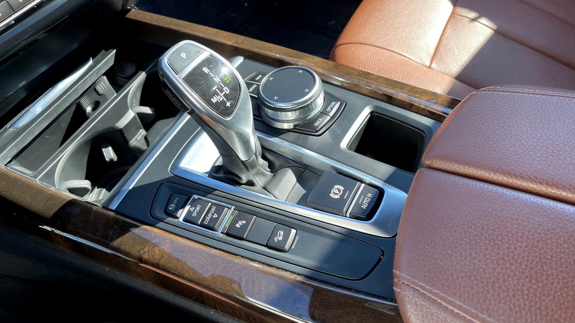 Used 2018 BMW X5 XDRIVE35I PREMIUM / DRVR ASST / HUD / ABSD / NAV / REARVIEW for sale $43,795 at Formula Imports in Charlotte NC 28227 40