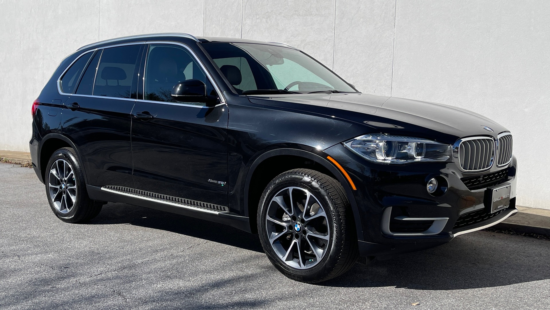 Used 2018 BMW X5 XDRIVE35I PREMIUM / DRVR ASST / HUD / ABSD / NAV / REARVIEW for sale $43,795 at Formula Imports in Charlotte NC 28227 5