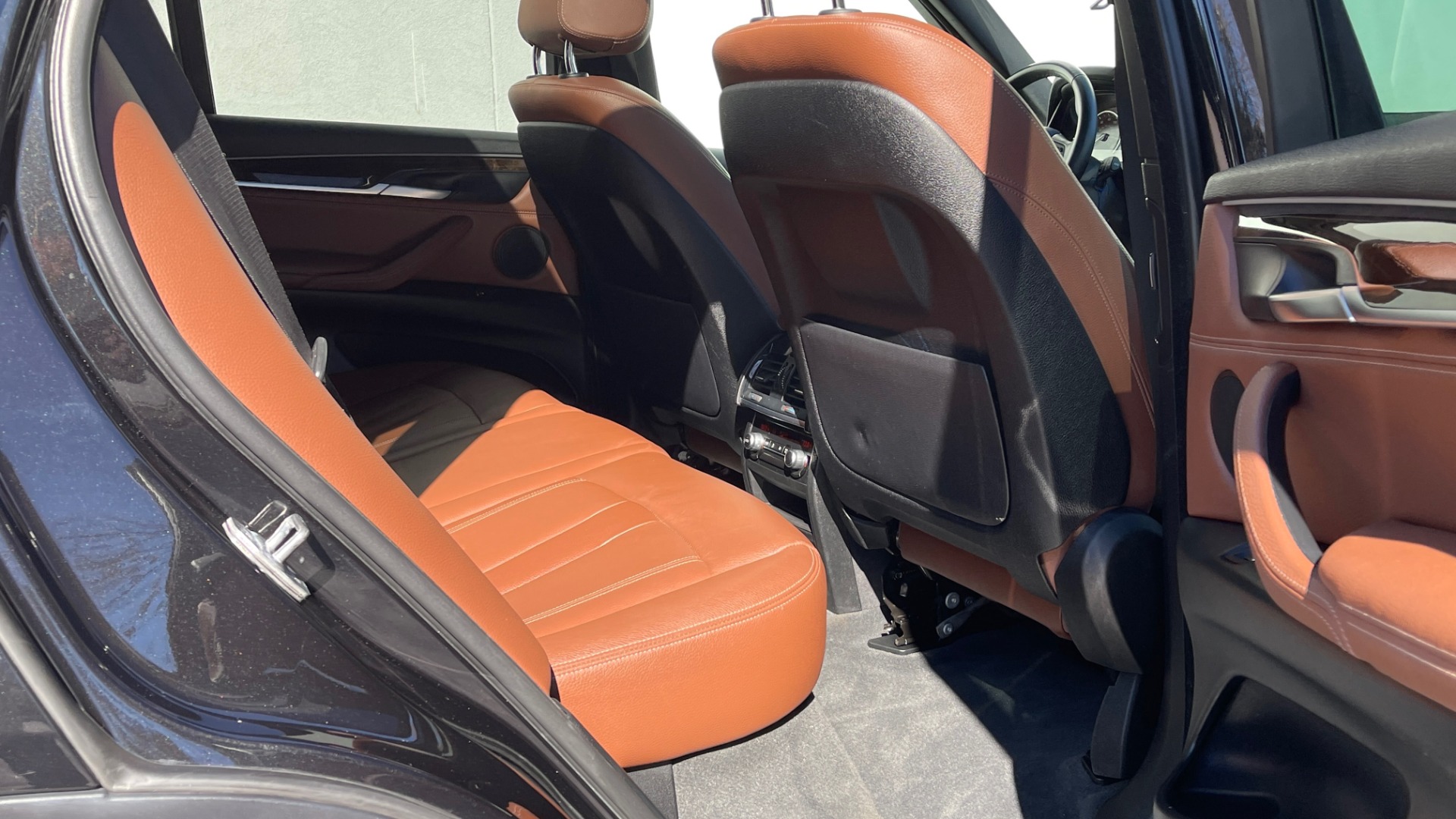 Used 2018 BMW X5 XDRIVE35I PREMIUM / DRVR ASST / HUD / ABSD / NAV / REARVIEW for sale $43,795 at Formula Imports in Charlotte NC 28227 54