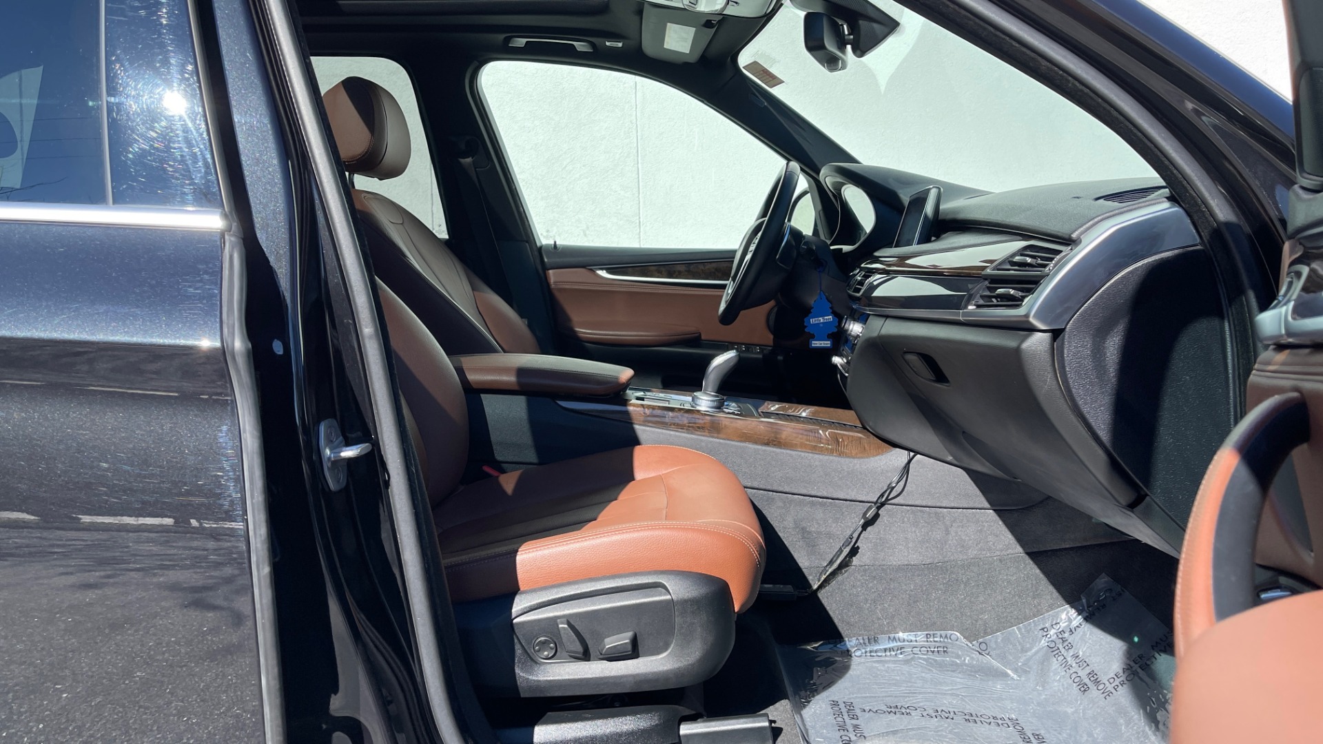 Used 2018 BMW X5 XDRIVE35I PREMIUM / DRVR ASST / HUD / ABSD / NAV / REARVIEW for sale $43,795 at Formula Imports in Charlotte NC 28227 59