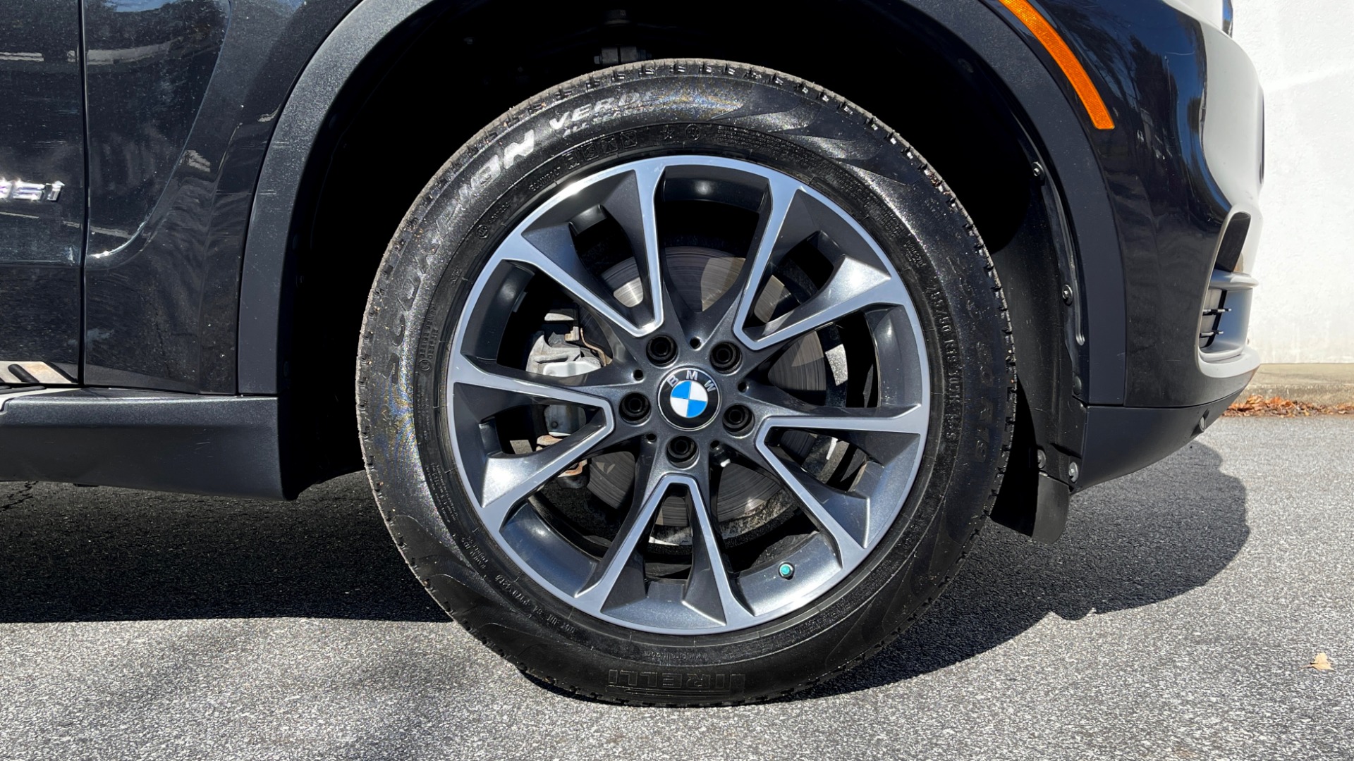 Used 2018 BMW X5 XDRIVE35I PREMIUM / DRVR ASST / HUD / ABSD / NAV / REARVIEW for sale $43,795 at Formula Imports in Charlotte NC 28227 65