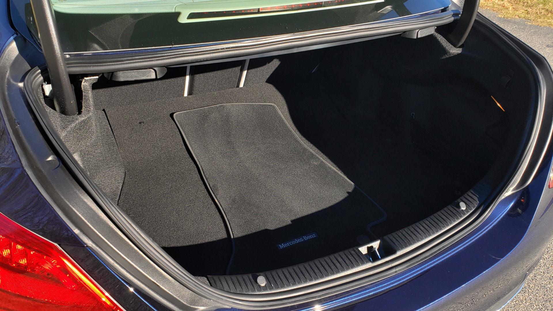 Used 2016 Mercedes-Benz C-Class C 300 PREMIUM / PANO-ROOF / HTD STS / BSA / REARVIEW for sale Sold at Formula Imports in Charlotte NC 28227 14