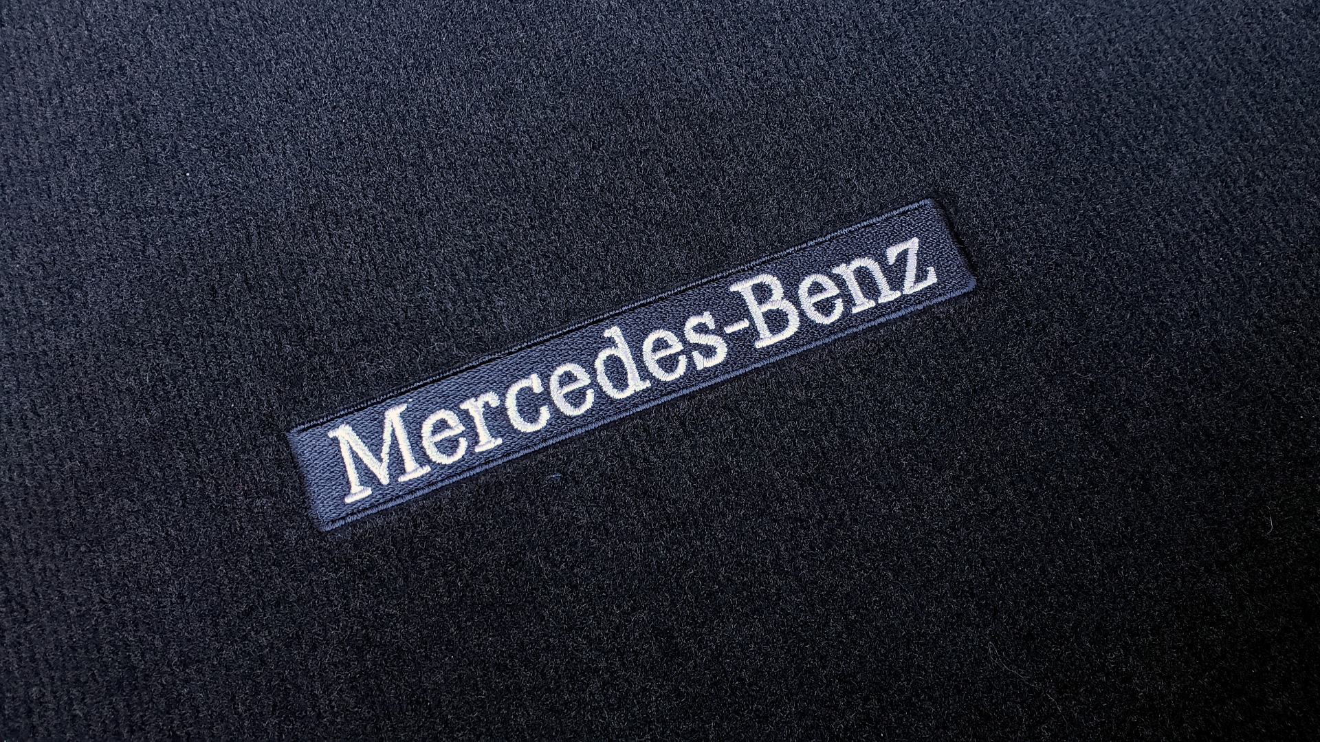 Used 2016 Mercedes-Benz C-Class C 300 PREMIUM / PANO-ROOF / HTD STS / BSA / REARVIEW for sale Sold at Formula Imports in Charlotte NC 28227 15
