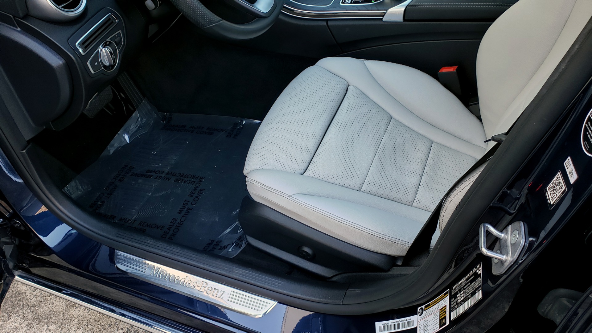 Used 2016 Mercedes-Benz C-Class C 300 PREMIUM / PANO-ROOF / HTD STS / BSA / REARVIEW for sale Sold at Formula Imports in Charlotte NC 28227 29