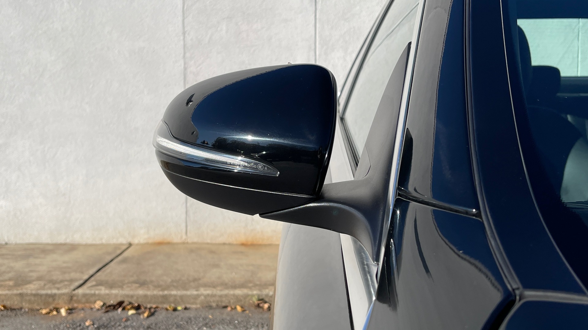 Used 2018 Mercedes-Benz C-CLASS C 300 4MATIC PREMIUM / NAV / CMFRT SUSP / KEYLESS-GO / REARVIEW for sale $35,995 at Formula Imports in Charlotte NC 28227 15