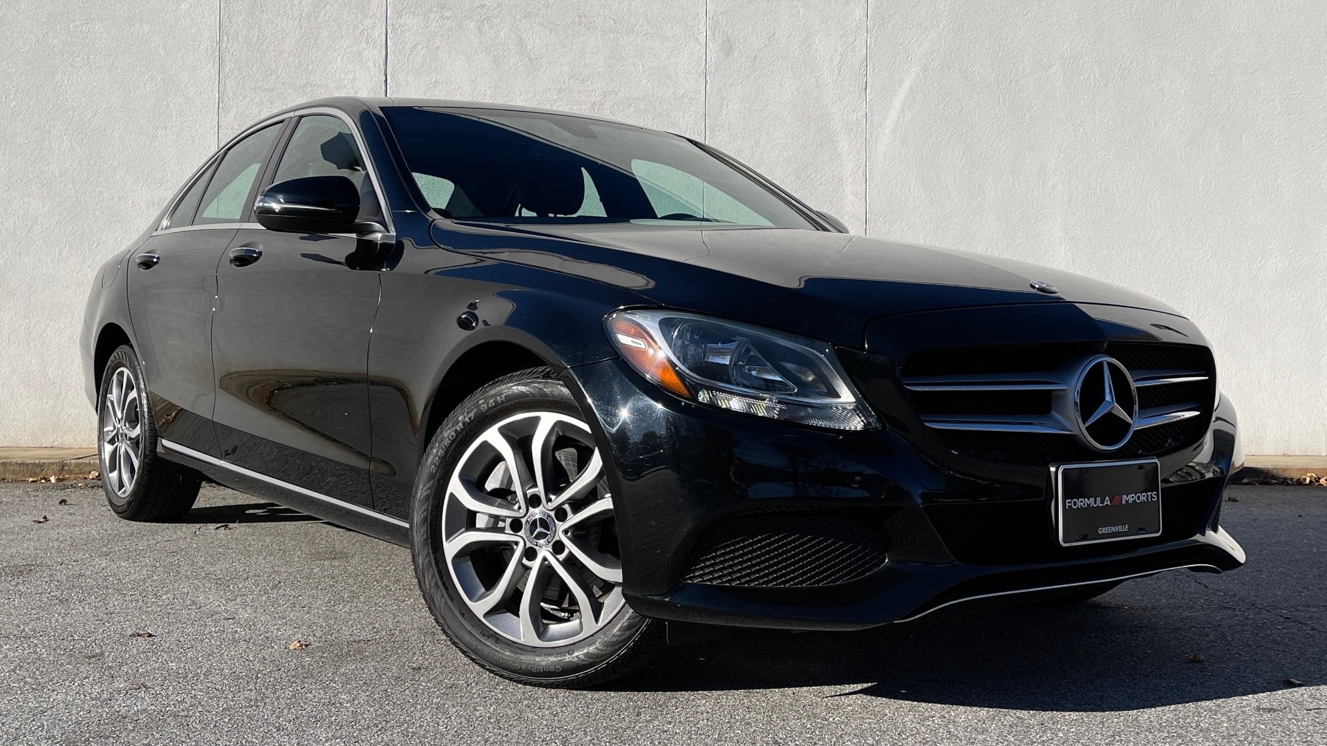 Used 2018 Mercedes-Benz C-CLASS C 300 4MATIC PREMIUM / NAV / CMFRT SUSP / KEYLESS-GO / REARVIEW for sale $35,995 at Formula Imports in Charlotte NC 28227 2