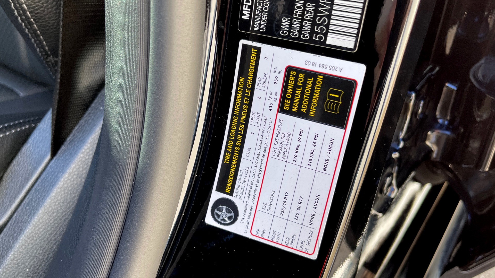 Used 2018 Mercedes-Benz C-CLASS C 300 4MATIC PREMIUM / NAV / CMFRT SUSP / KEYLESS-GO / REARVIEW for sale $35,995 at Formula Imports in Charlotte NC 28227 71