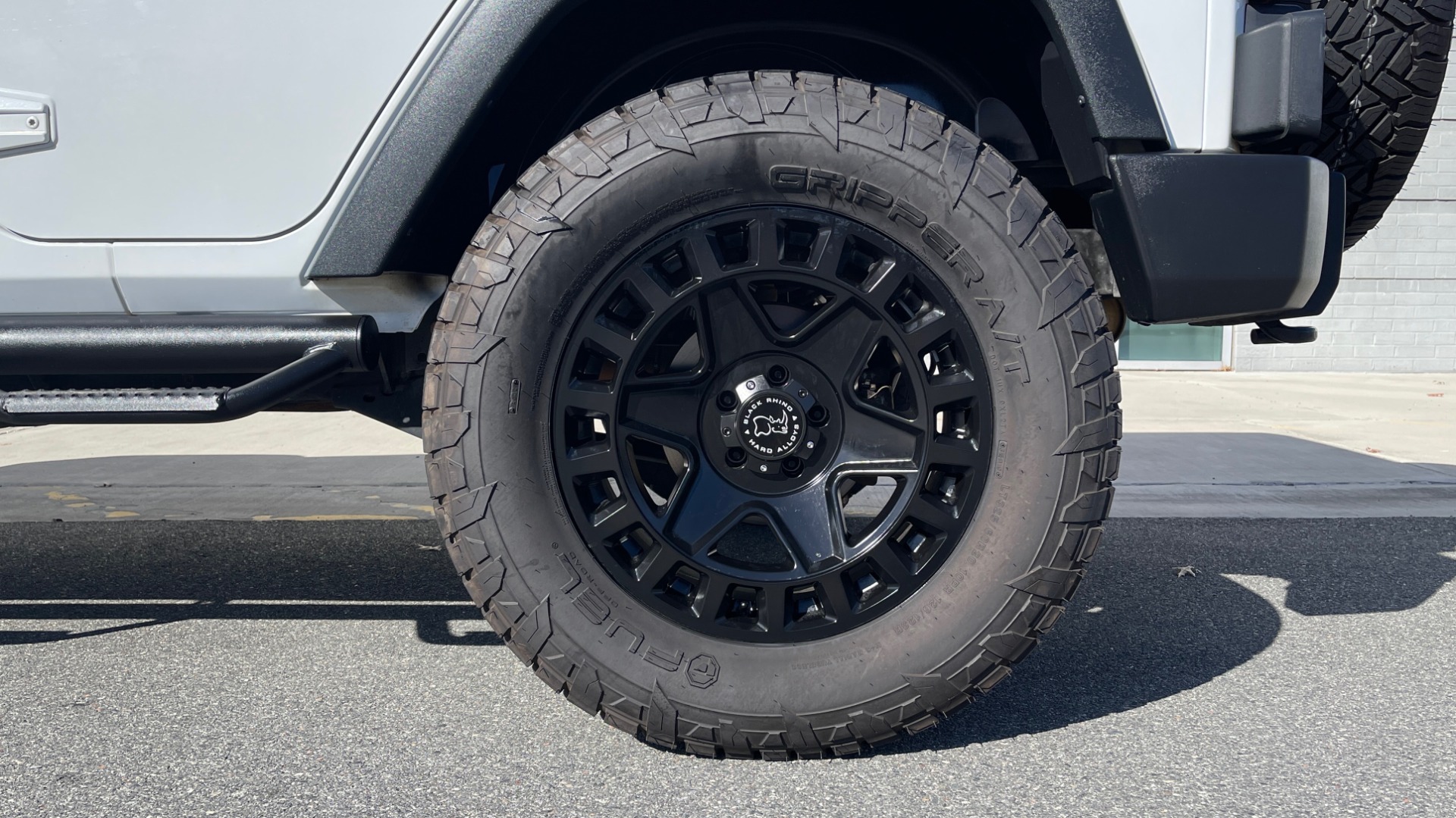 Used 2018 Jeep WRANGLER JK UNLIMITED SPORT S 4X4 / 3.6L V6 / AUTO / HARD-TOP / 20IN WHEELS for sale Sold at Formula Imports in Charlotte NC 28227 66