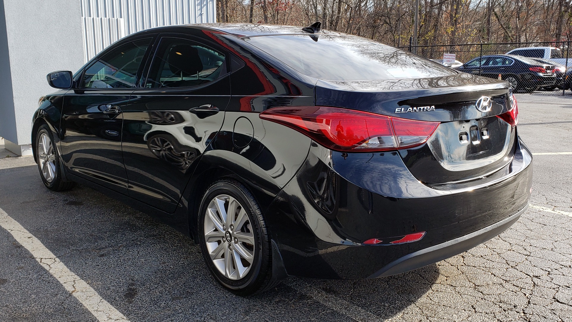 Used 2015 Hyundai ELANTRA SE 4DR 1.8L SEDAN / BLUETOOTH / REARVIEW 4.3IN TOUCHSCREEN for sale Sold at Formula Imports in Charlotte NC 28227 4
