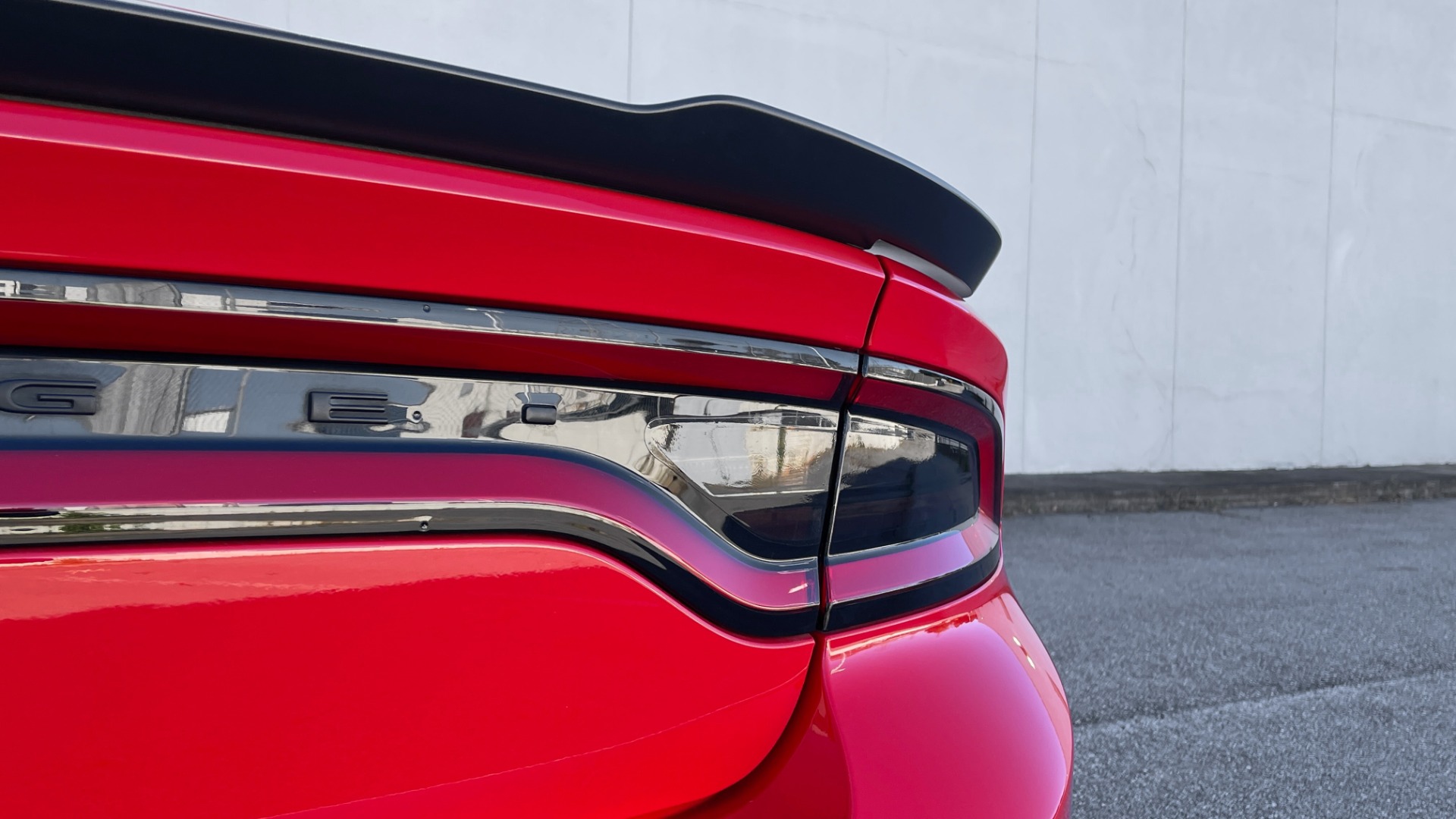 Used 2021 Dodge CHARGER GT BLACKTOP 3.6L / 8-SPD AUTO / ALPINE / PARK ASST / REARVIEW for sale $36,995 at Formula Imports in Charlotte NC 28227 18