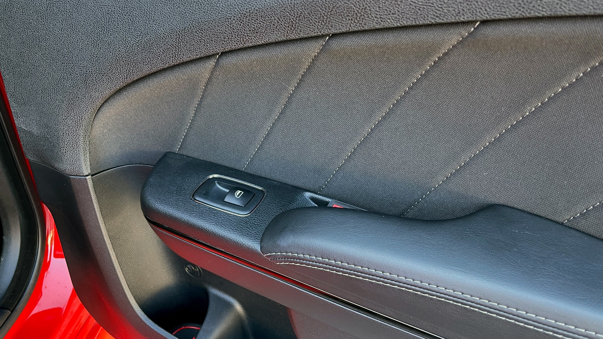 Used 2021 Dodge CHARGER GT BLACKTOP 3.6L / 8-SPD AUTO / ALPINE / PARK ASST / REARVIEW for sale $36,995 at Formula Imports in Charlotte NC 28227 50