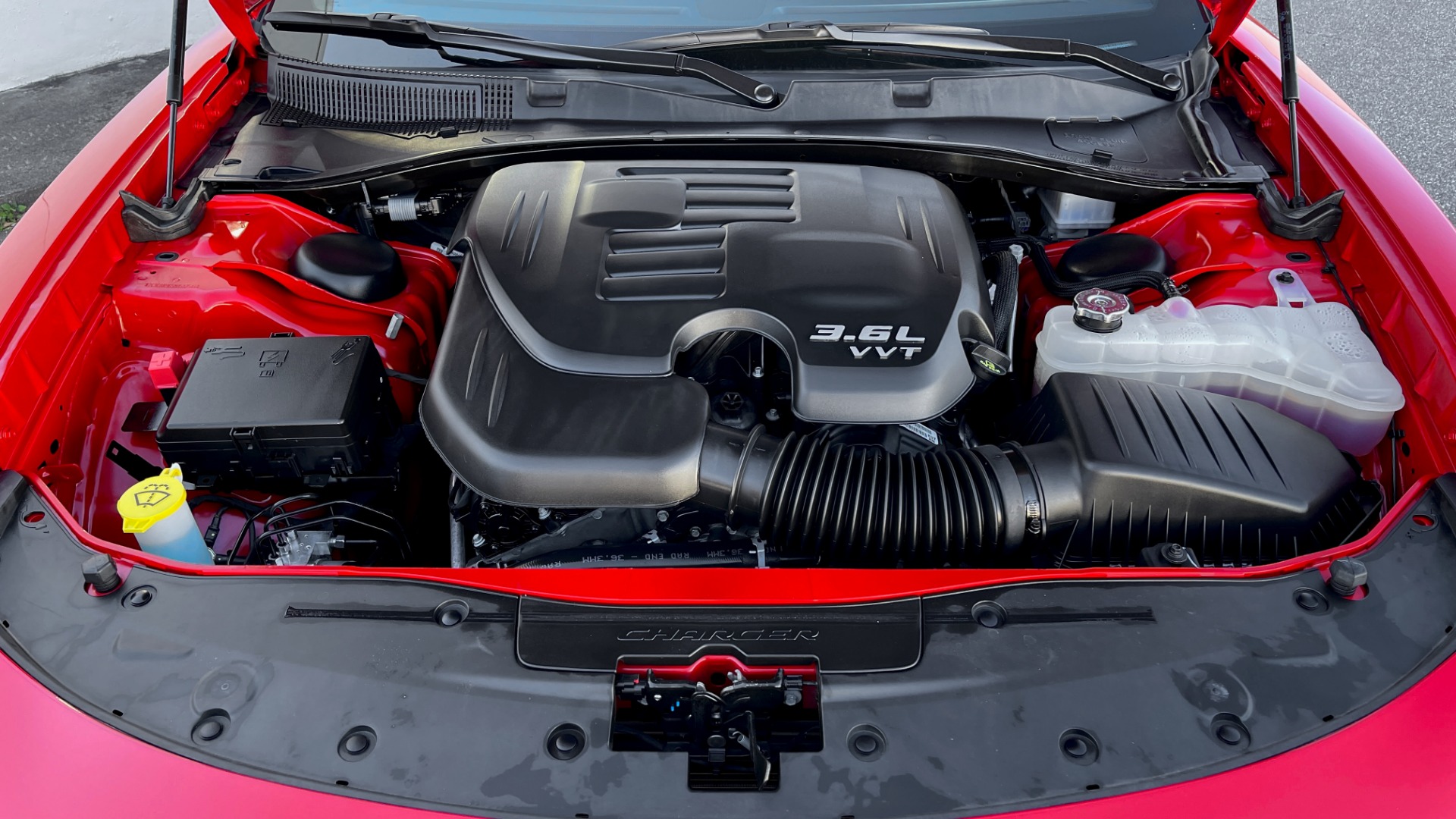 Used 2021 Dodge CHARGER GT BLACKTOP 3.6L / 8-SPD AUTO / ALPINE / PARK ASST / REARVIEW for sale $36,995 at Formula Imports in Charlotte NC 28227 8