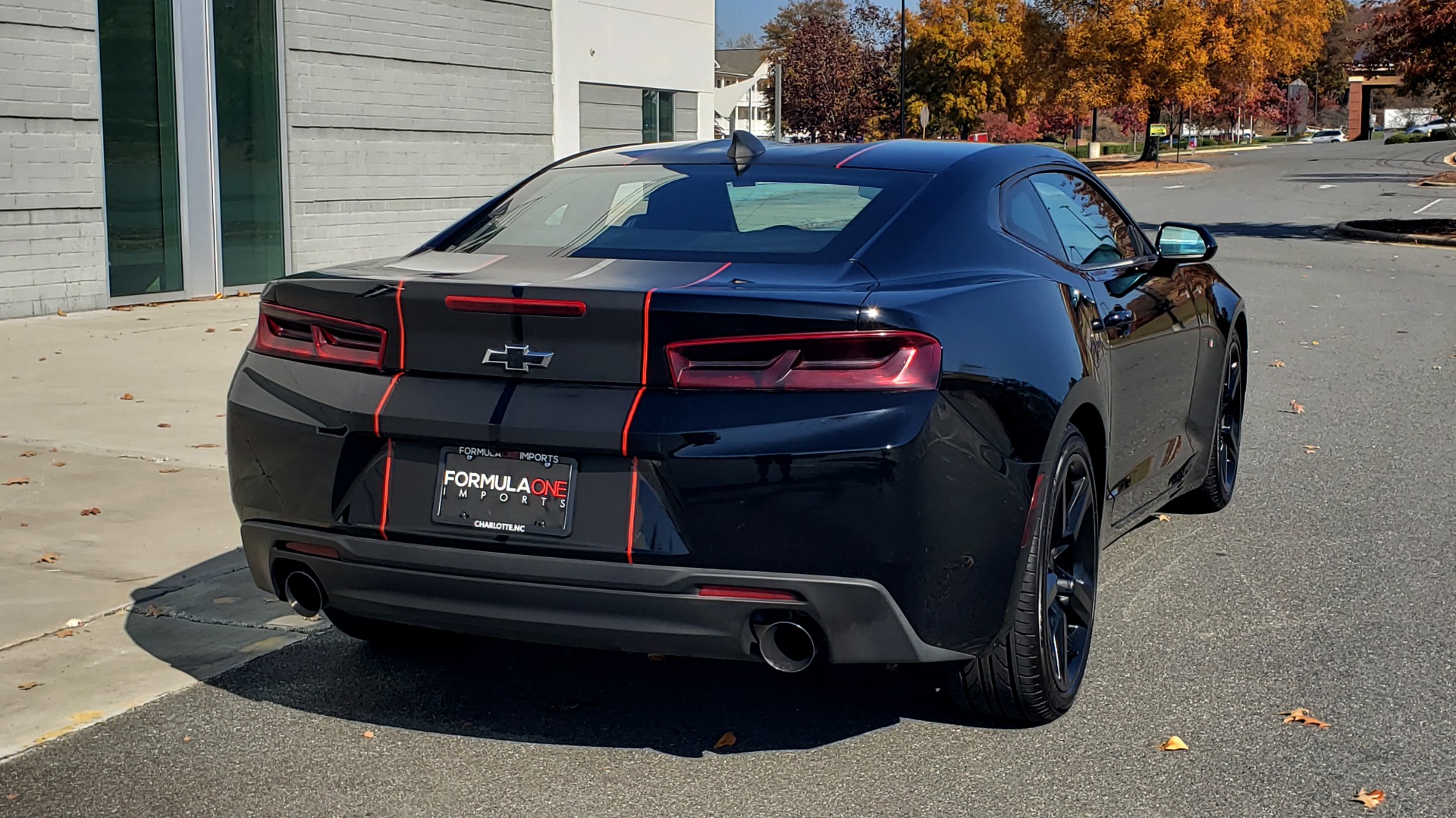 Used 2017 Chevrolet CAMARO 1LT 2DR COUPE 1LT / 2.0L TURBO / 8-SPD AUTO / TECH PKG / BOSE for sale $24,995 at Formula Imports in Charlotte NC 28227 10