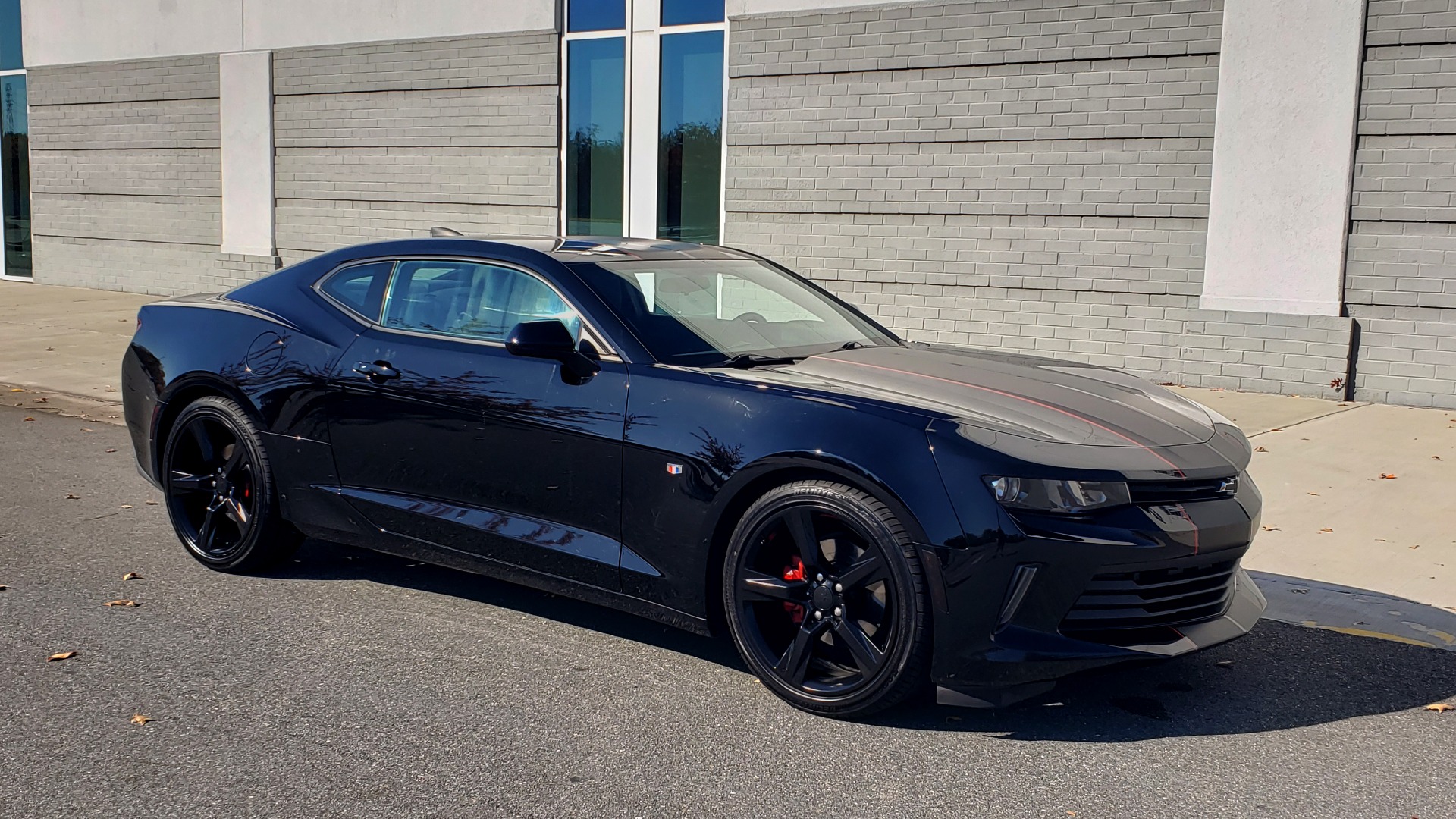 Used 2017 Chevrolet CAMARO 1LT 2DR COUPE 1LT / 2.0L TURBO / 8-SPD AUTO / TECH PKG / BOSE for sale $24,995 at Formula Imports in Charlotte NC 28227 13