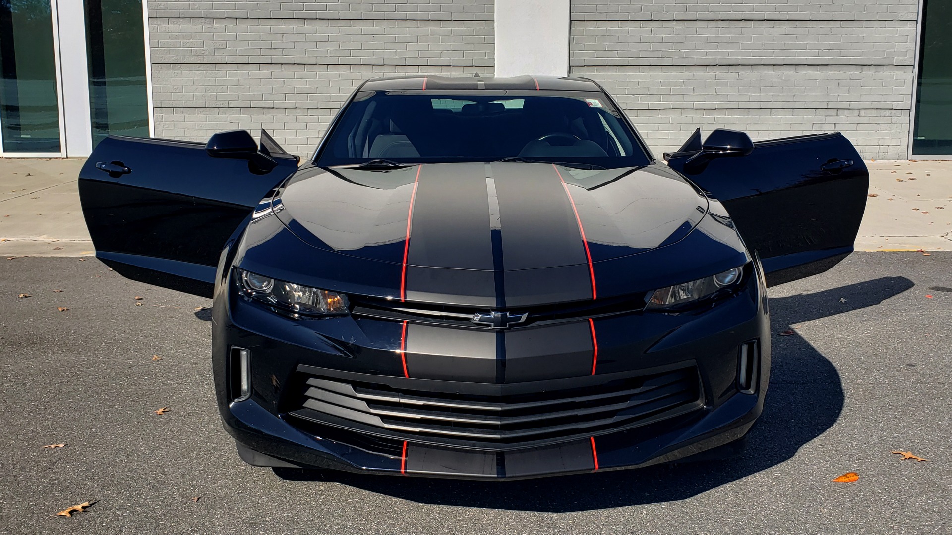 Used 2017 Chevrolet CAMARO 1LT 2DR COUPE 1LT / 2.0L TURBO / 8-SPD AUTO / TECH PKG / BOSE for sale $24,995 at Formula Imports in Charlotte NC 28227 24