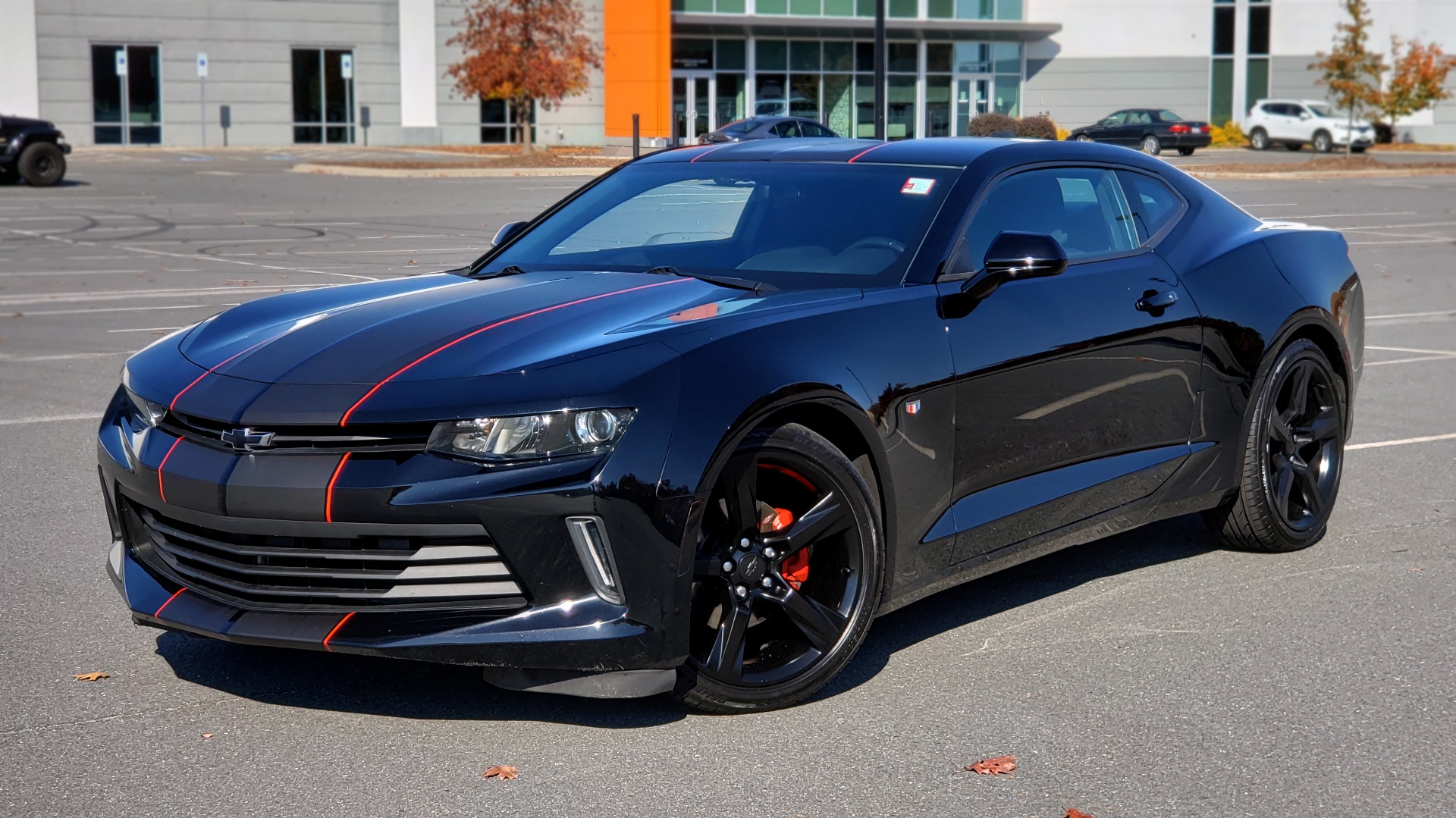 Used 2017 Chevrolet CAMARO 1LT 2DR COUPE 1LT / 2.0L TURBO / 8-SPD AUTO / TECH PKG / BOSE for sale $24,995 at Formula Imports in Charlotte NC 28227 1
