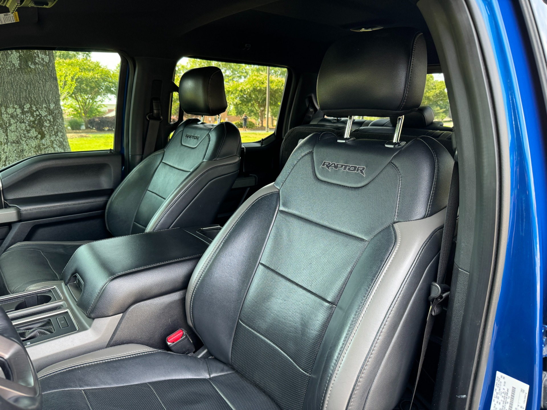 Used 2017 Ford F-150 RAPTOR SUPERCREW 4X4 3.5L / 10-SPD / TECH / SONY / PRO-TRAILER / REARVIEW for sale $54,495 at Formula Imports in Charlotte NC 28227 23