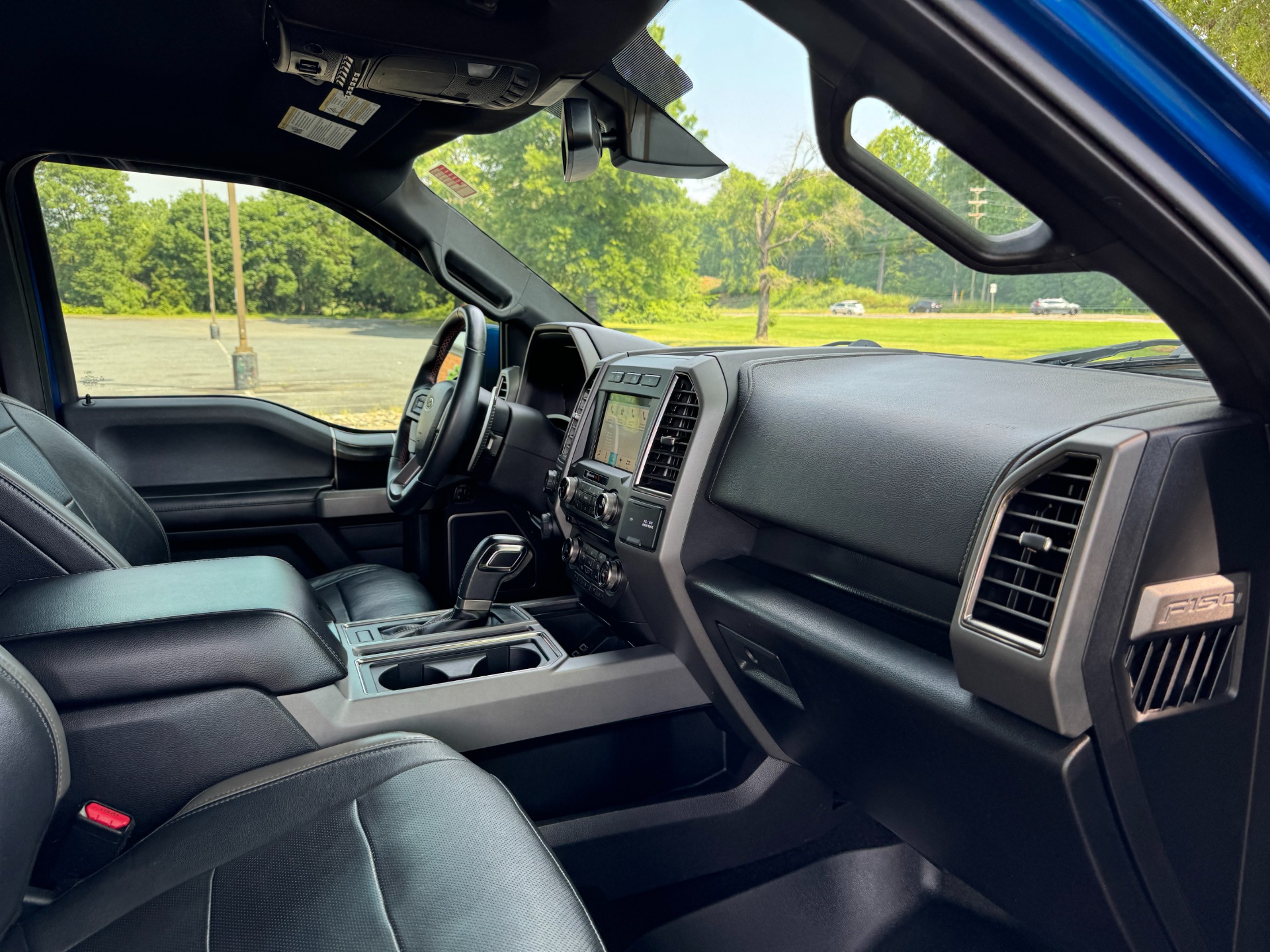 Used 2017 Ford F-150 RAPTOR SUPERCREW 4X4 3.5L / 10-SPD / TECH / SONY / PRO-TRAILER / REARVIEW for sale $54,495 at Formula Imports in Charlotte NC 28227 47