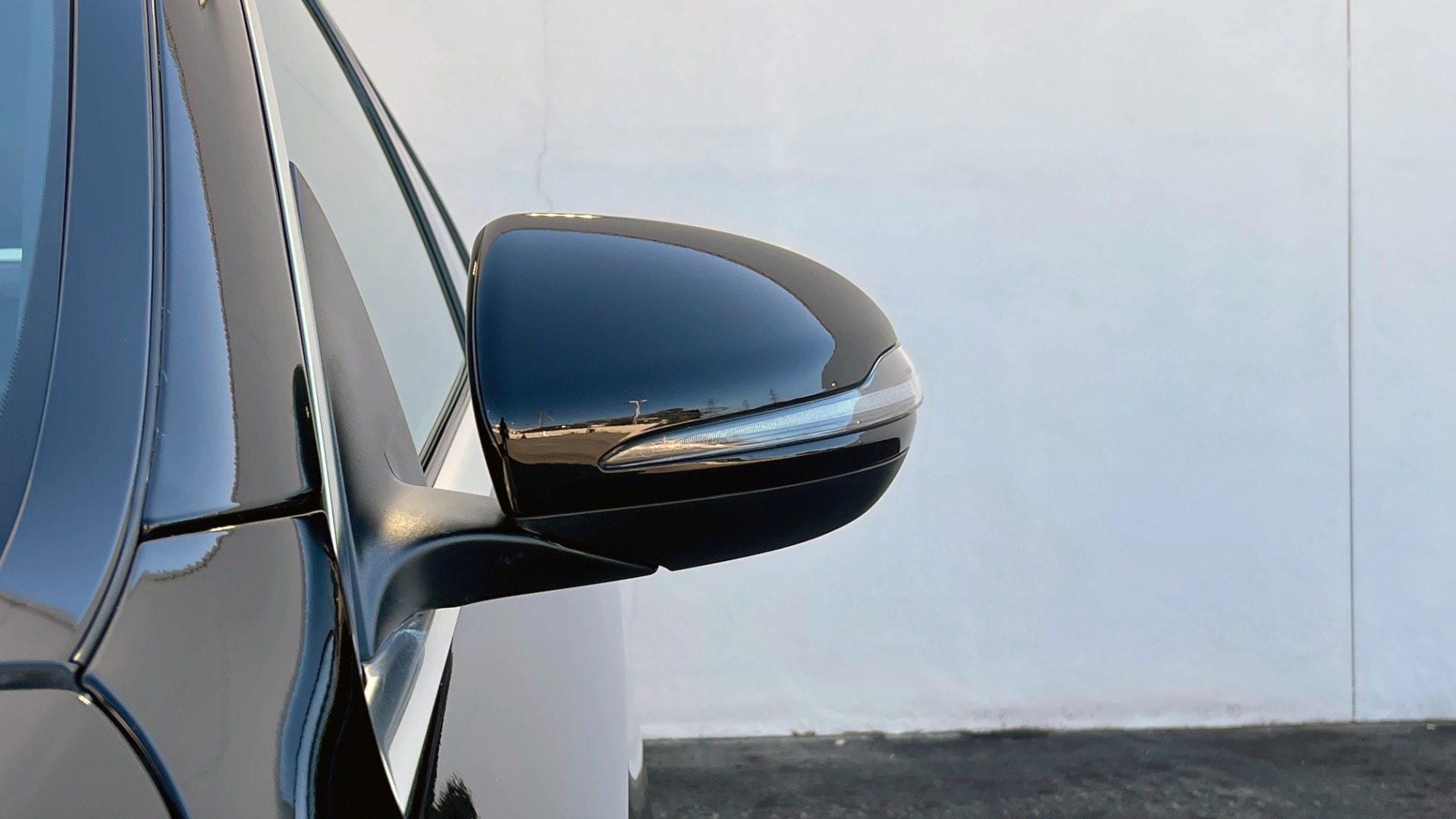 Used 2019 Mercedes-Benz C-CLASS C 300 2.0L SEDAN / SUNROOF / BLIND SPOT ASST / HTD STS / REARVIEW for sale Sold at Formula Imports in Charlotte NC 28227 15