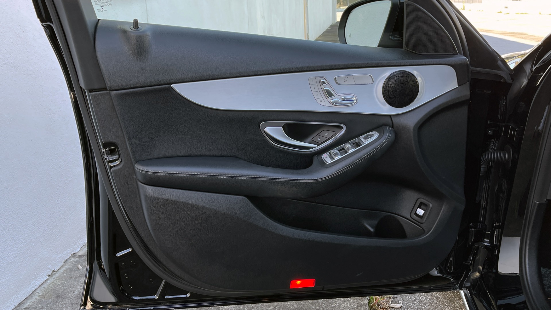 Used 2019 Mercedes-Benz C-CLASS C 300 SEDAN / SUNROOF / BLIND SPOT / HTD STS / REARVIEW for sale $35,495 at Formula Imports in Charlotte NC 28227 23
