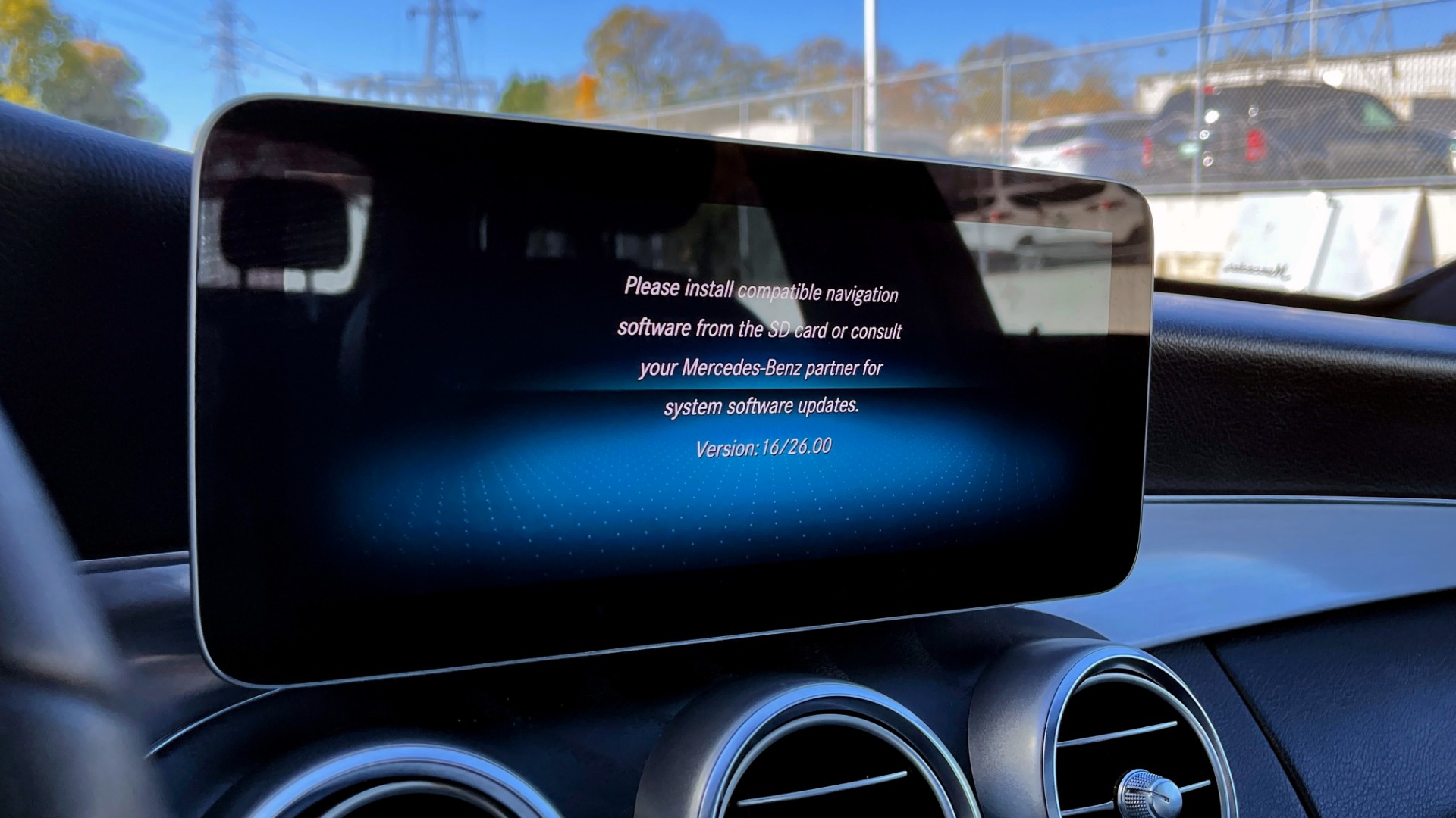 Used 2019 Mercedes-Benz C-CLASS C 300 2.0L SEDAN / SUNROOF / BLIND SPOT ASST / HTD STS / REARVIEW for sale Sold at Formula Imports in Charlotte NC 28227 35