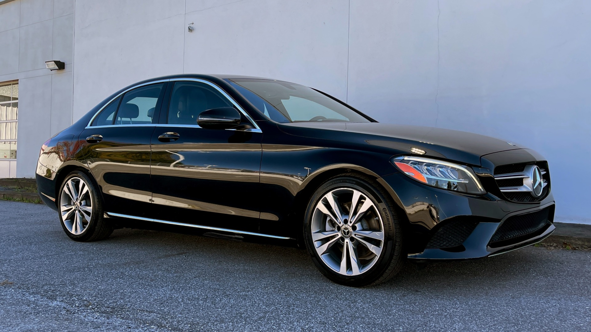 Used 2019 Mercedes-Benz C-CLASS C 300 2.0L SEDAN / SUNROOF / BLIND SPOT ASST / HTD STS / REARVIEW for sale Sold at Formula Imports in Charlotte NC 28227 5