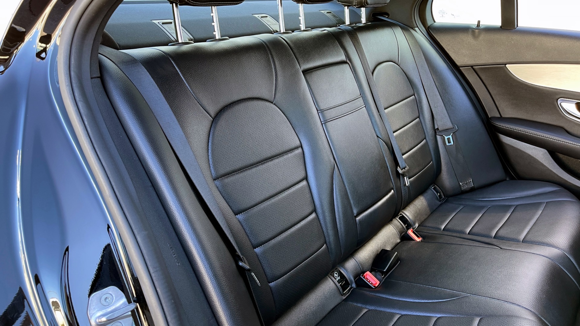 Used 2019 Mercedes-Benz C-CLASS C 300 2.0L SEDAN / SUNROOF / BLIND SPOT ASST / HTD STS / REARVIEW for sale Sold at Formula Imports in Charlotte NC 28227 53