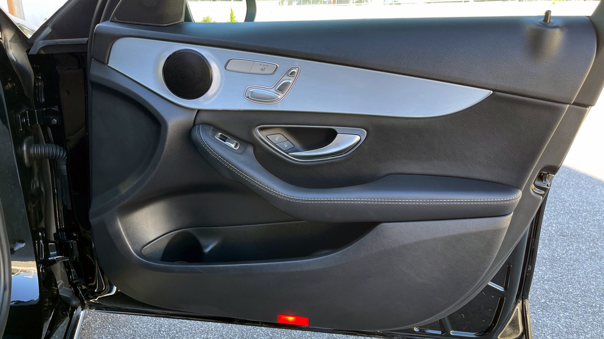 Used 2019 Mercedes-Benz C-CLASS C 300 2.0L SEDAN / SUNROOF / BLIND SPOT ASST / HTD STS / REARVIEW for sale Sold at Formula Imports in Charlotte NC 28227 54
