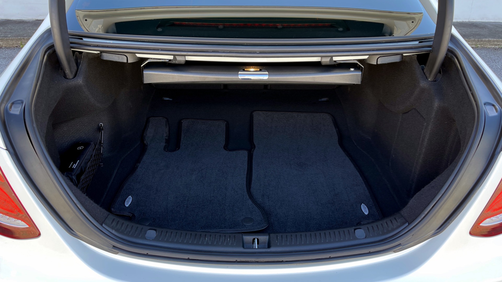 Used 2018 Mercedes-Benz E-CLASS E 300 PREMIUM2 / AMG LINE / PANO-ROOF / BURMESTER / REARVIEW for sale Sold at Formula Imports in Charlotte NC 28227 15