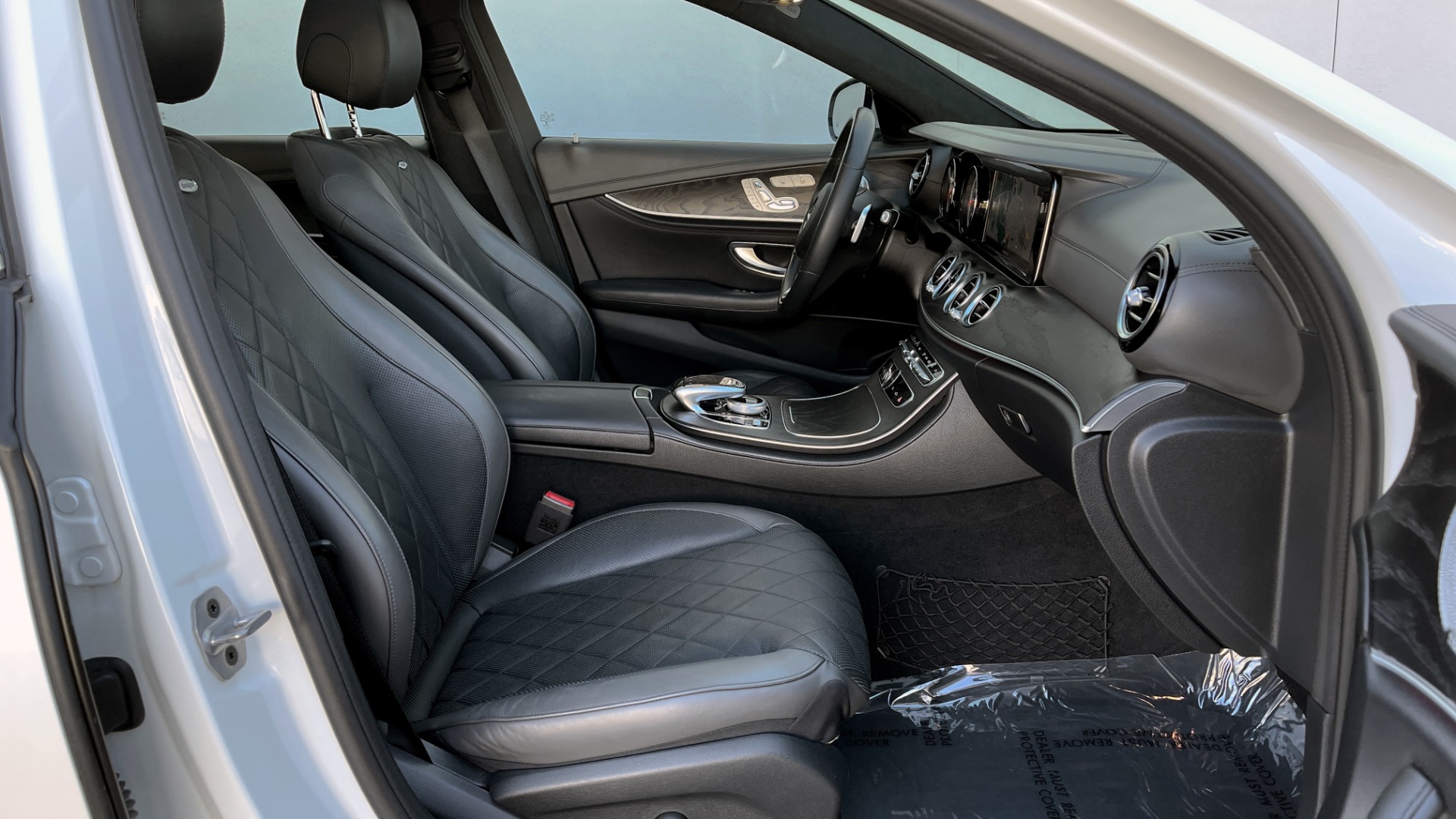 Used 2018 Mercedes-Benz E-CLASS E 300 PREMIUM2 / AMG LINE / PANO-ROOF / BURMESTER / REARVIEW for sale Sold at Formula Imports in Charlotte NC 28227 61