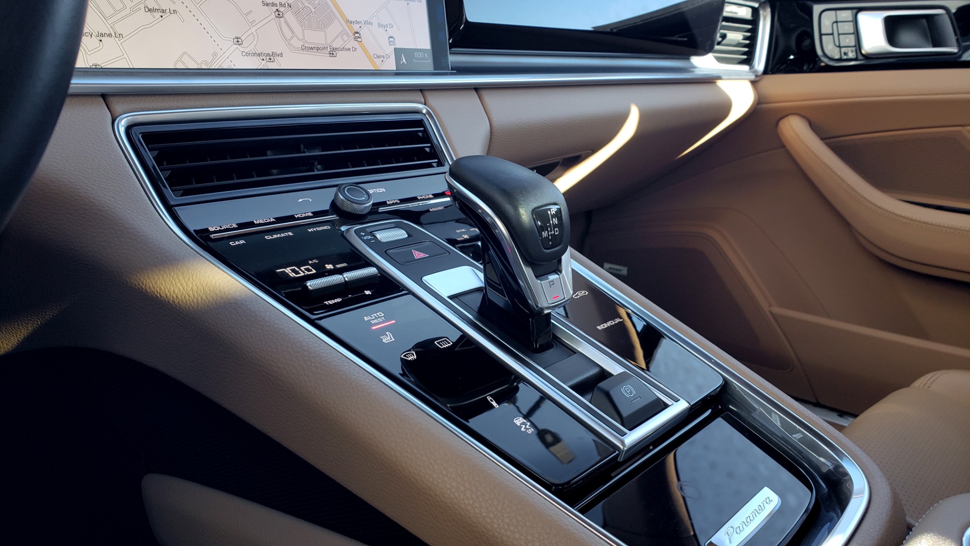 Used 2018 Porsche PANAMERA 4 E-HYBRID / AWD / NAV / SUNROOF / BOSE / REARVIEW for sale Sold at Formula Imports in Charlotte NC 28227 44