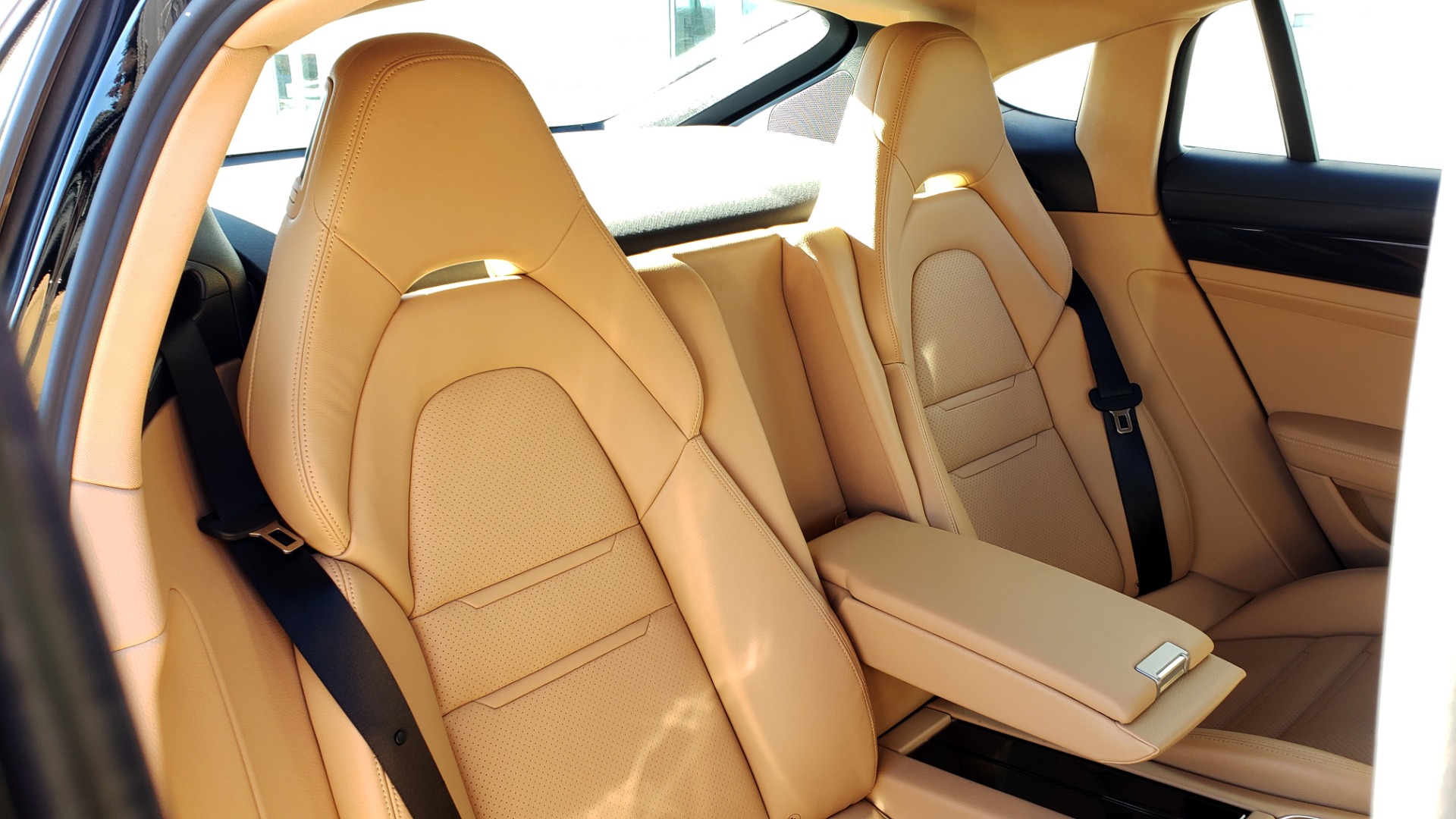 Used 2018 Porsche PANAMERA 4 E-HYBRID / AWD / NAV / SUNROOF / BOSE / REARVIEW for sale Sold at Formula Imports in Charlotte NC 28227 67