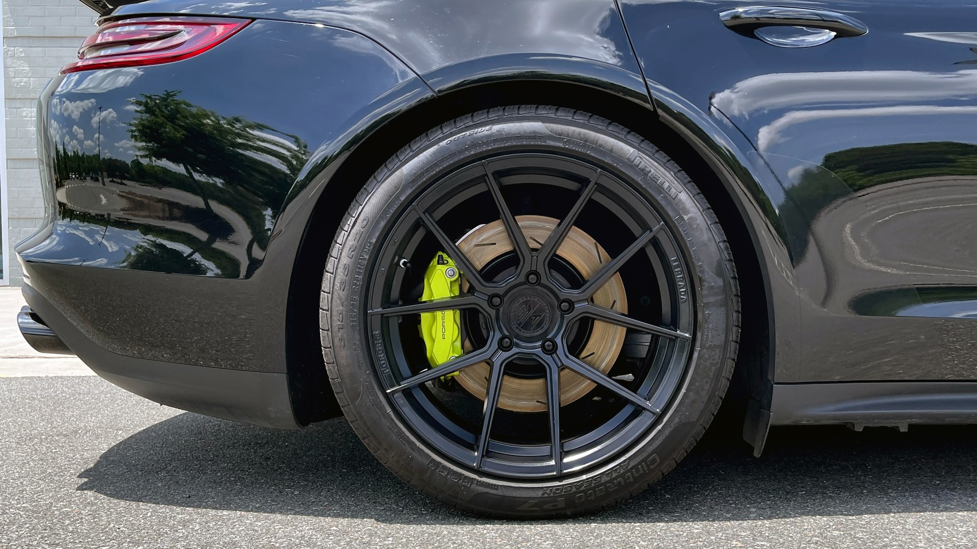 Used 2018 Porsche Panamera 4 E-Hybrid for sale $52,000 at Formula Imports in Charlotte NC 28227 79