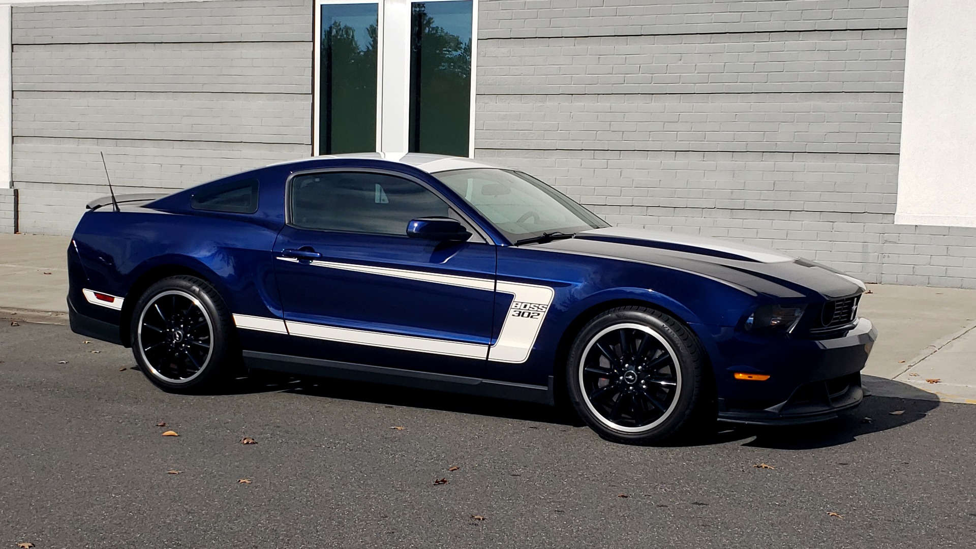 Used 2012 Ford MUSTANG BOSS 302 COUPE / 5.0L / 6-SPD MAN / RECARO SEATS / 3.73 GEARS for sale Sold at Formula Imports in Charlotte NC 28227 15