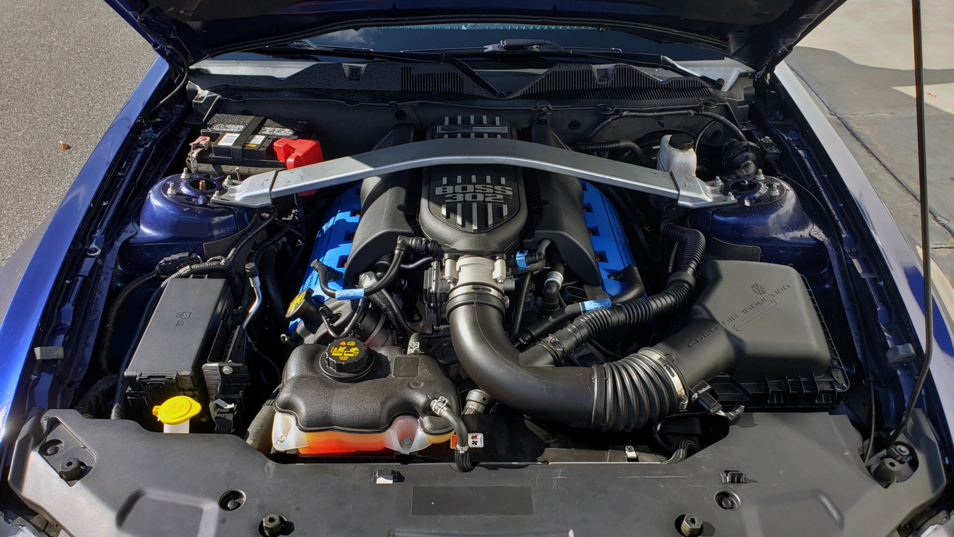 Used 2012 Ford MUSTANG BOSS 302 COUPE / 5.0L / 6-SPD MAN / RECARO SEATS / 3.73 GEARS for sale Sold at Formula Imports in Charlotte NC 28227 18
