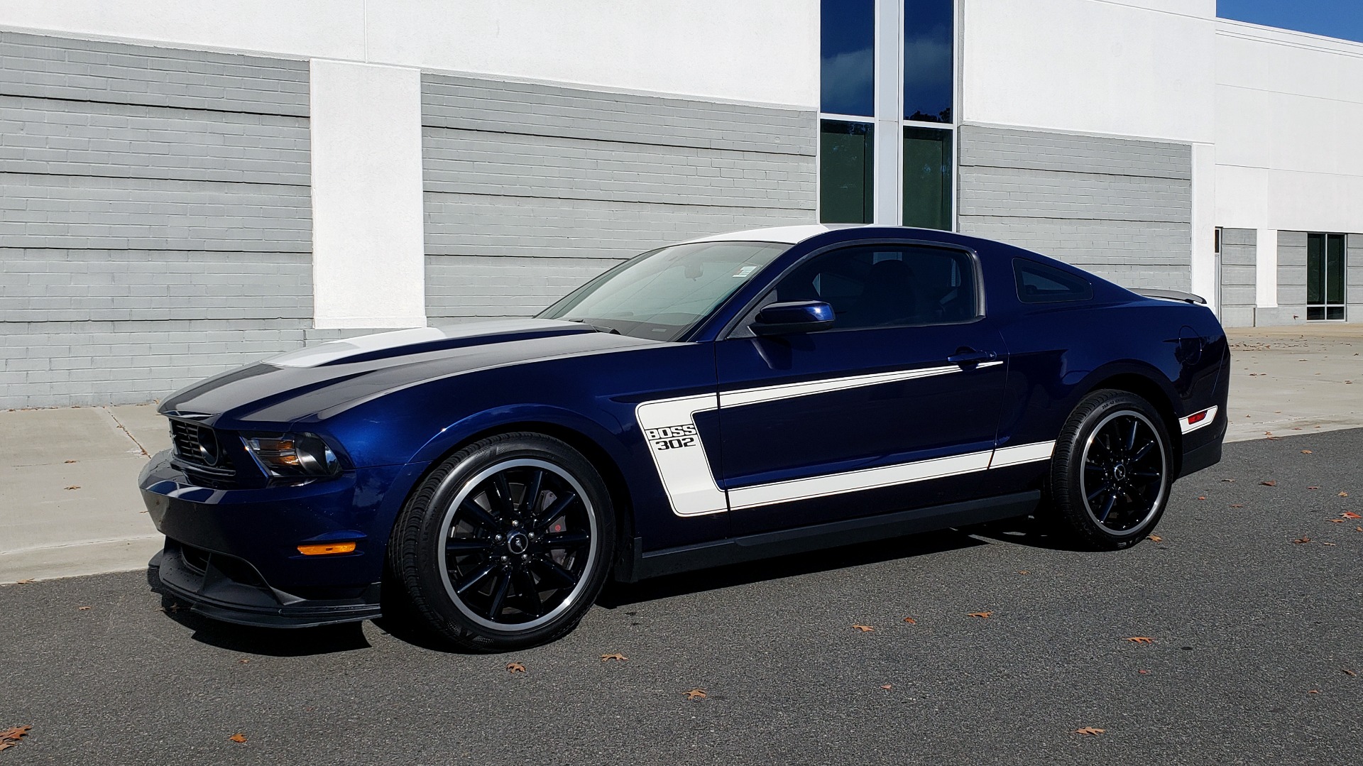 Used 2012 Ford MUSTANG BOSS 302 COUPE / 5.0L / 6-SPD MAN / RECARO SEATS / 3.73 GEARS for sale Sold at Formula Imports in Charlotte NC 28227 3