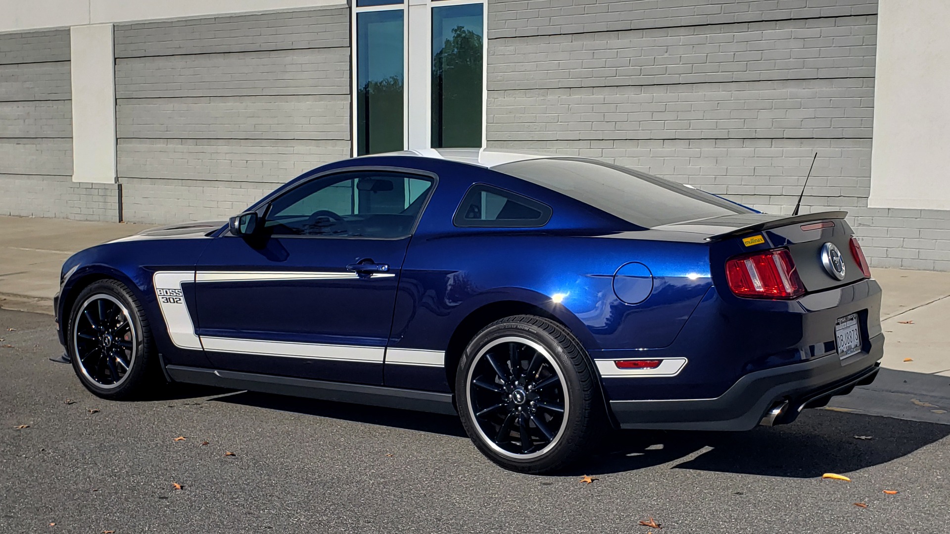 Used 2012 Ford MUSTANG BOSS 302 COUPE / 5.0L / 6-SPD MAN / RECARO SEATS / 3.73 GEARS for sale Sold at Formula Imports in Charlotte NC 28227 5