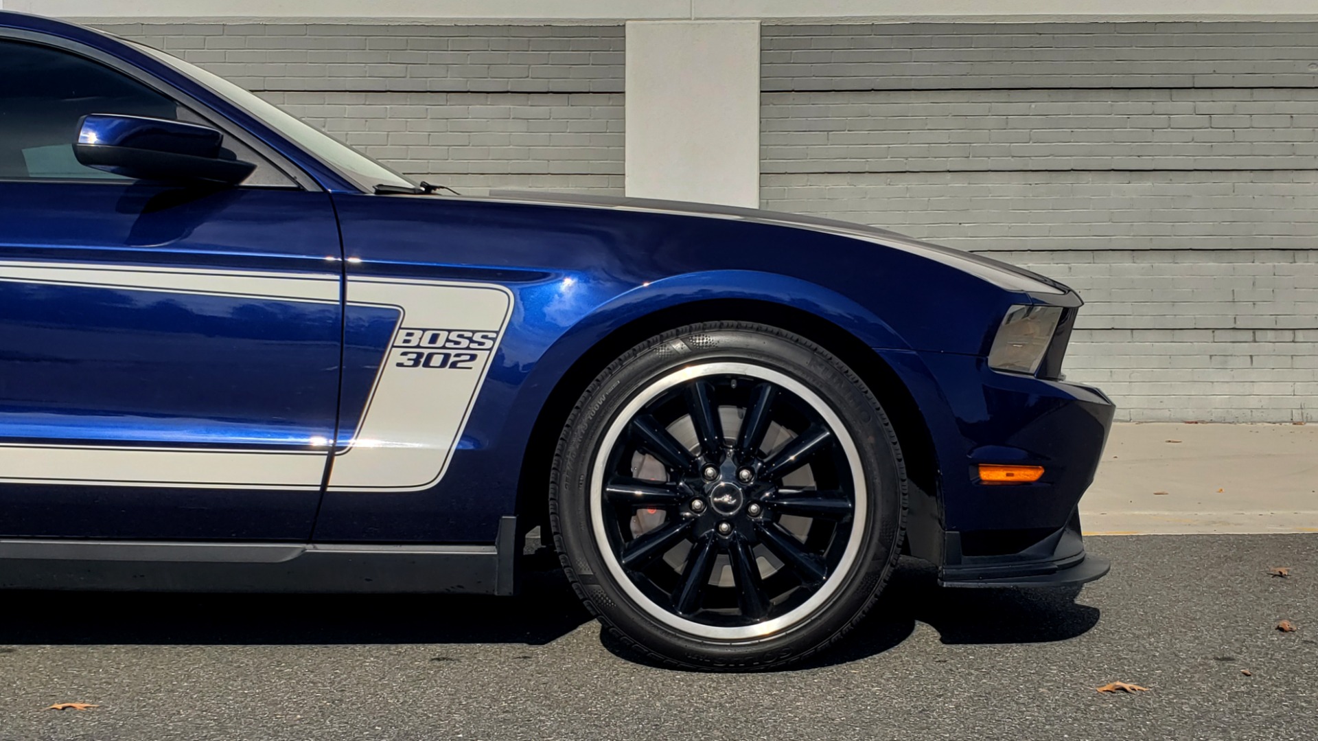 Used 2012 Ford MUSTANG BOSS 302 COUPE / 5.0L / 6-SPD MAN / RECARO SEATS / 3.73 GEARS for sale Sold at Formula Imports in Charlotte NC 28227 76
